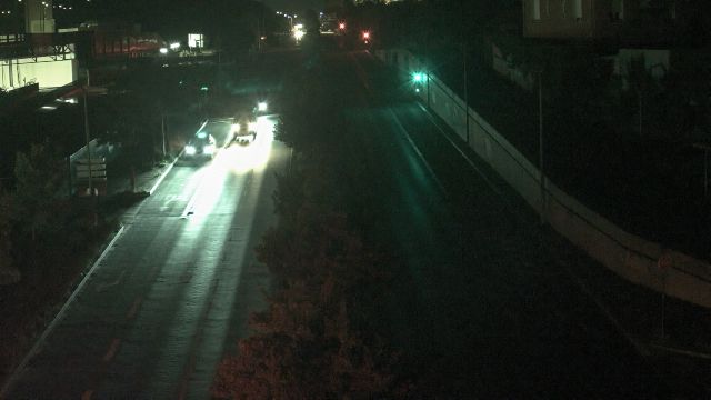 Webcam au début de l'autoroute A43. Caméra située à Lyon sur l'avenue Jean Mermoz. Vue orientée vers Grenoble et Bourgoin-Jallieu