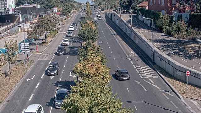 <h2>Webcam au début de l'autoroute A43. Caméra située à Lyon sur l'avenue Jean Mermoz. Vue orientée vers Grenoble et Bourgoin-Jallieu</h2>