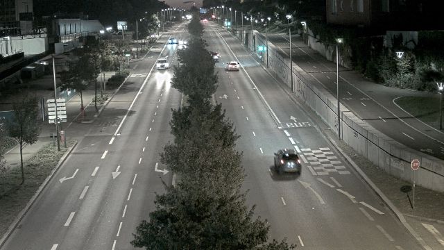 <h2>Webcam au début de l'autoroute A43. Caméra située à Lyon sur l'avenue Jean Mermoz. Vue orientée vers Grenoble et Bourgoin-Jallieu</h2>