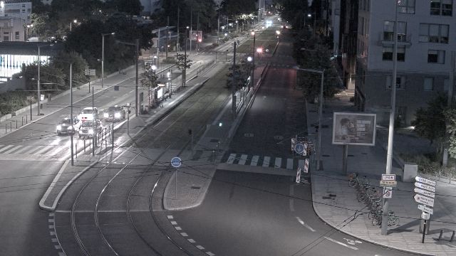 Webcam au début de l'autoroute A43. Caméra située à Lyon sur l'avenue Jean Mermoz au niveau du métro Mermoz - Pinel et de la jonction avec le boulevard Pinel