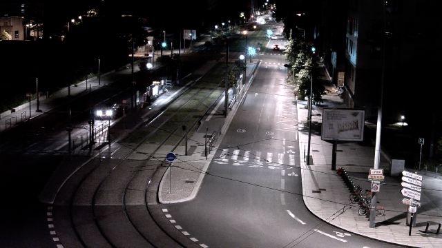 Webcam au début de l'autoroute A43. Caméra située à Lyon sur l'avenue Jean Mermoz au niveau du métro Mermoz - Pinel et de la jonction avec le boulevard Pinel