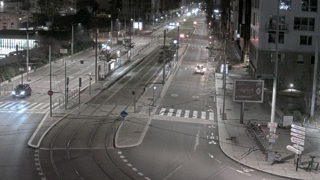 <h2>Webcam au début de l'autoroute A43. Caméra située à Lyon sur l'avenue Jean Mermoz au niveau du métro Mermoz - Pinel et de la jonction avec le boulevard Pinel</h2>