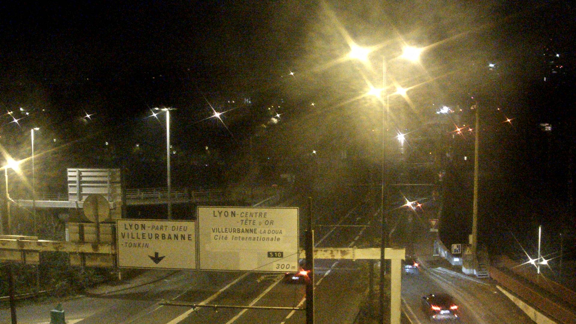 Caméra trafic sur le Boulevard périphérique Nord de Lyon, à Caluire-et-Cuire, au niveau du Pont Poincaré, en direction de Lyon et Villeurbanne