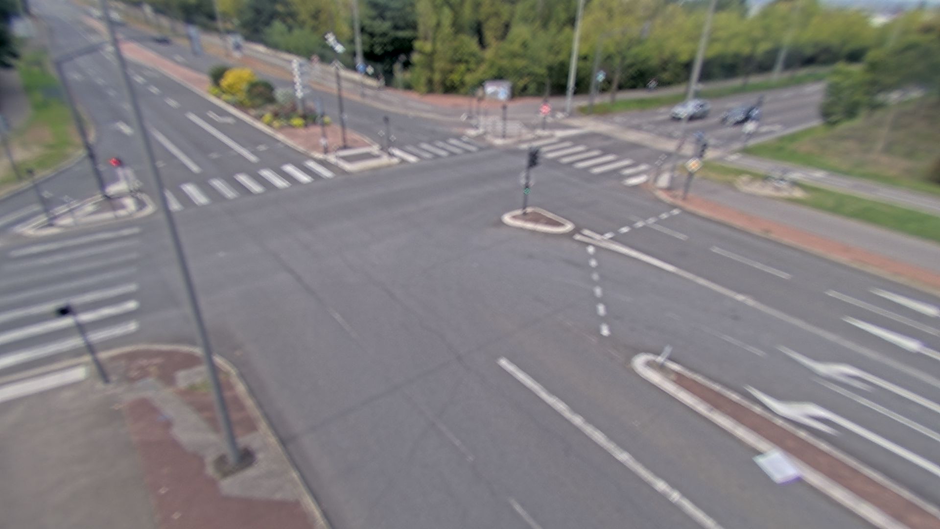 <h2>Webcam proche de l'A43 à Bron à la jonction entre le Boulevard de l'Université (D112) et l'avenue Général de Gaulle (D506). Vue orientée vers Eurexpo</h2>