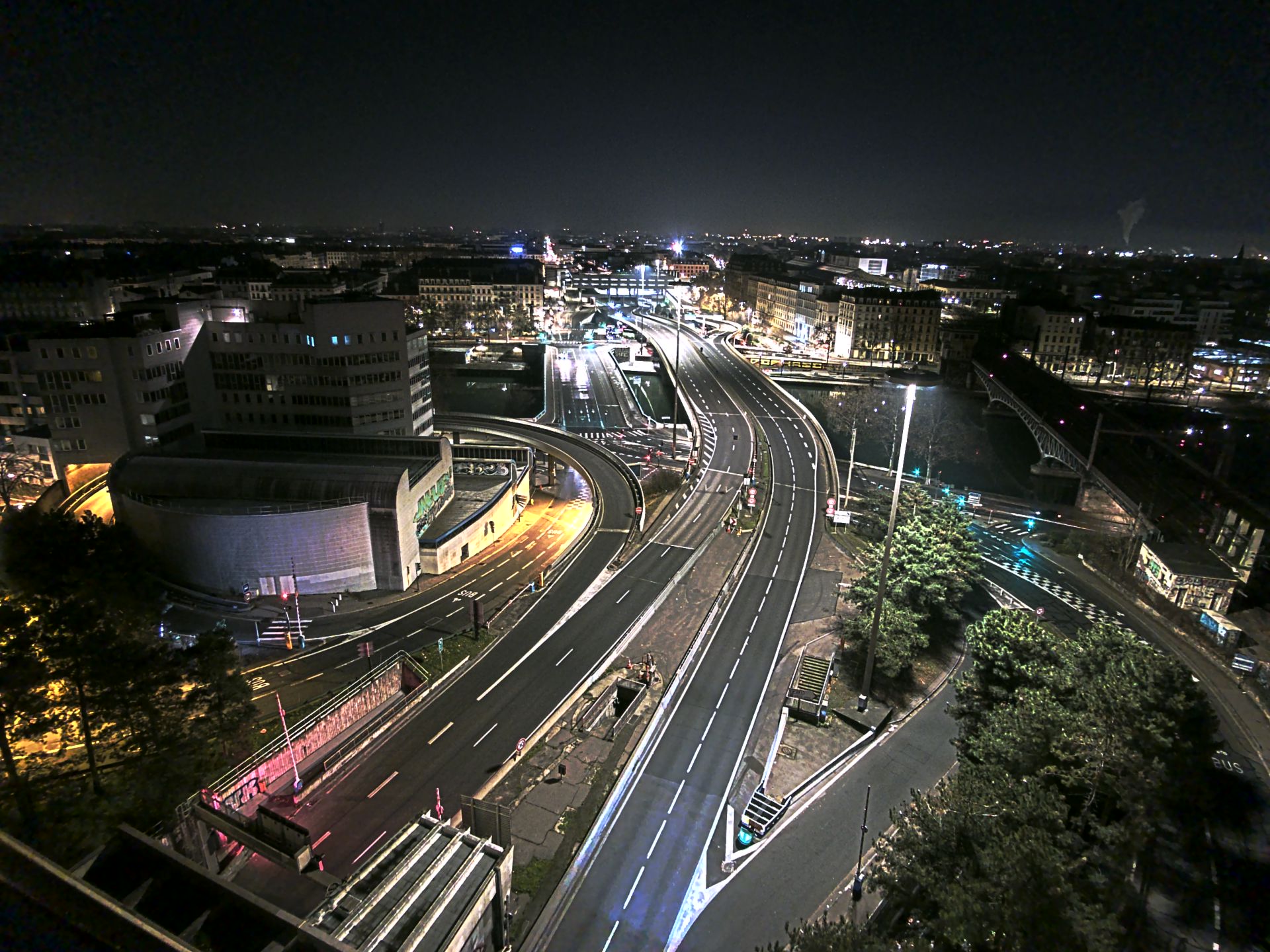 Caméra autoroute à Lyon Perrache à l'entrée Sud du Tunnel sous Fourvière, en direction de Marseille