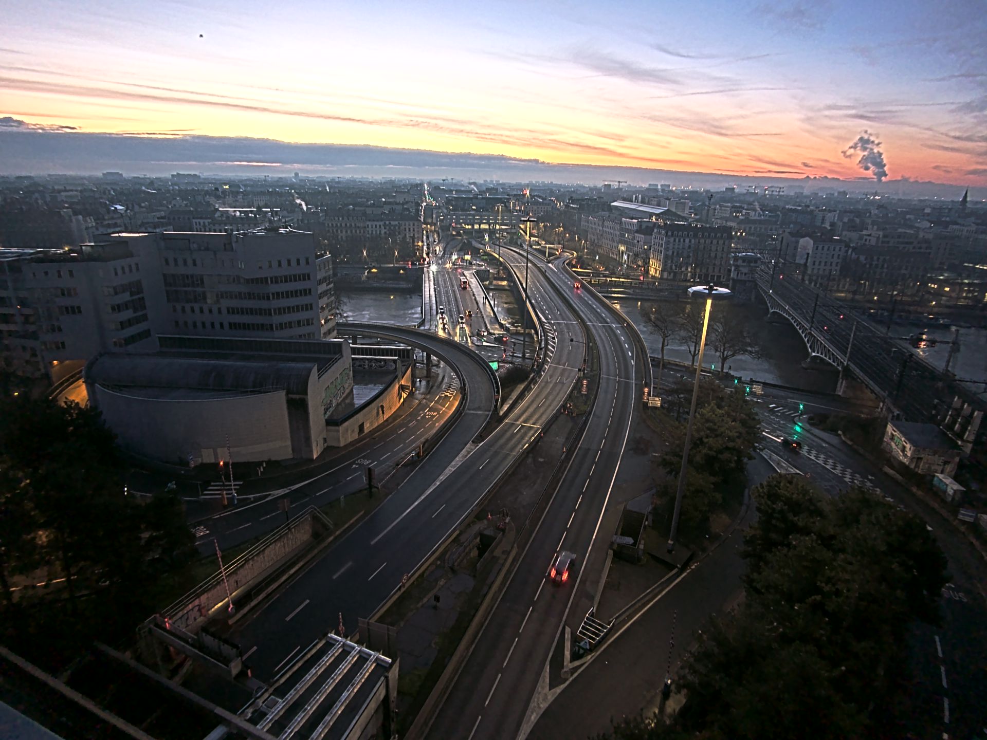 Caméra autoroute à Lyon Perrache à l'entrée Sud du Tunnel sous Fourvière, en direction de Marseille