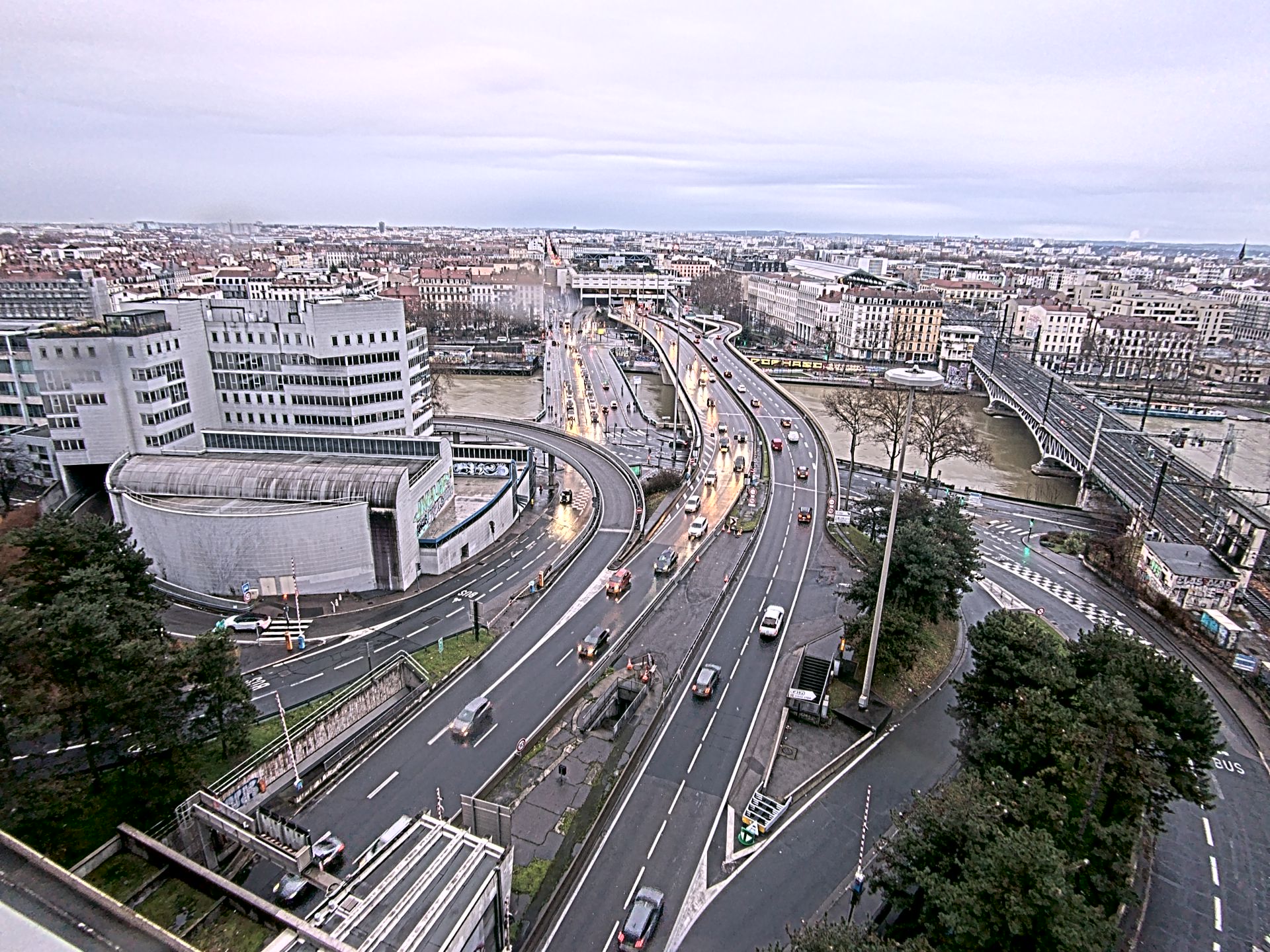 Caméra autoroute à Lyon Perrache à l'entrée Sud du Tunnel sous Fourvière, en direction de Marseille