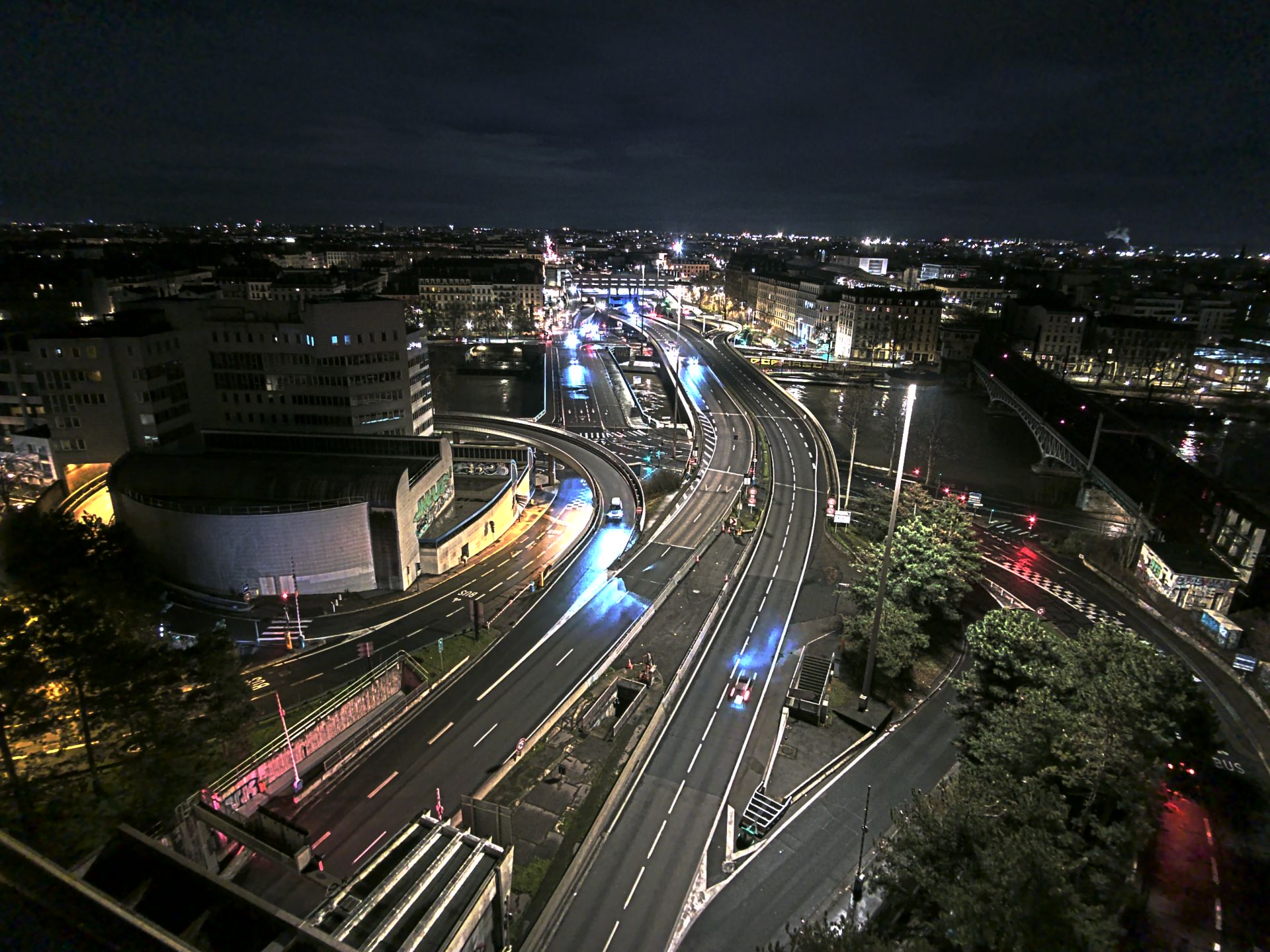 Caméra autoroute à Lyon Perrache à l'entrée Sud du Tunnel sous Fourvière, en direction de Marseille