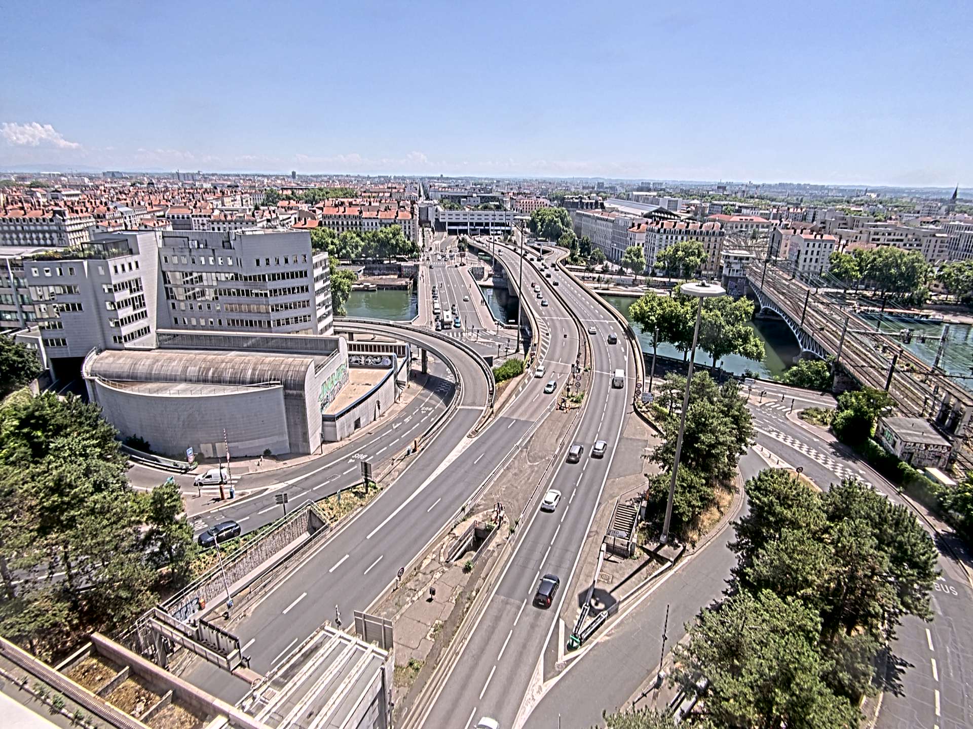 Caméra autoroute à Lyon Perrache à l'entrée Sud du Tunnel sous Fourvière, en direction de Marseille