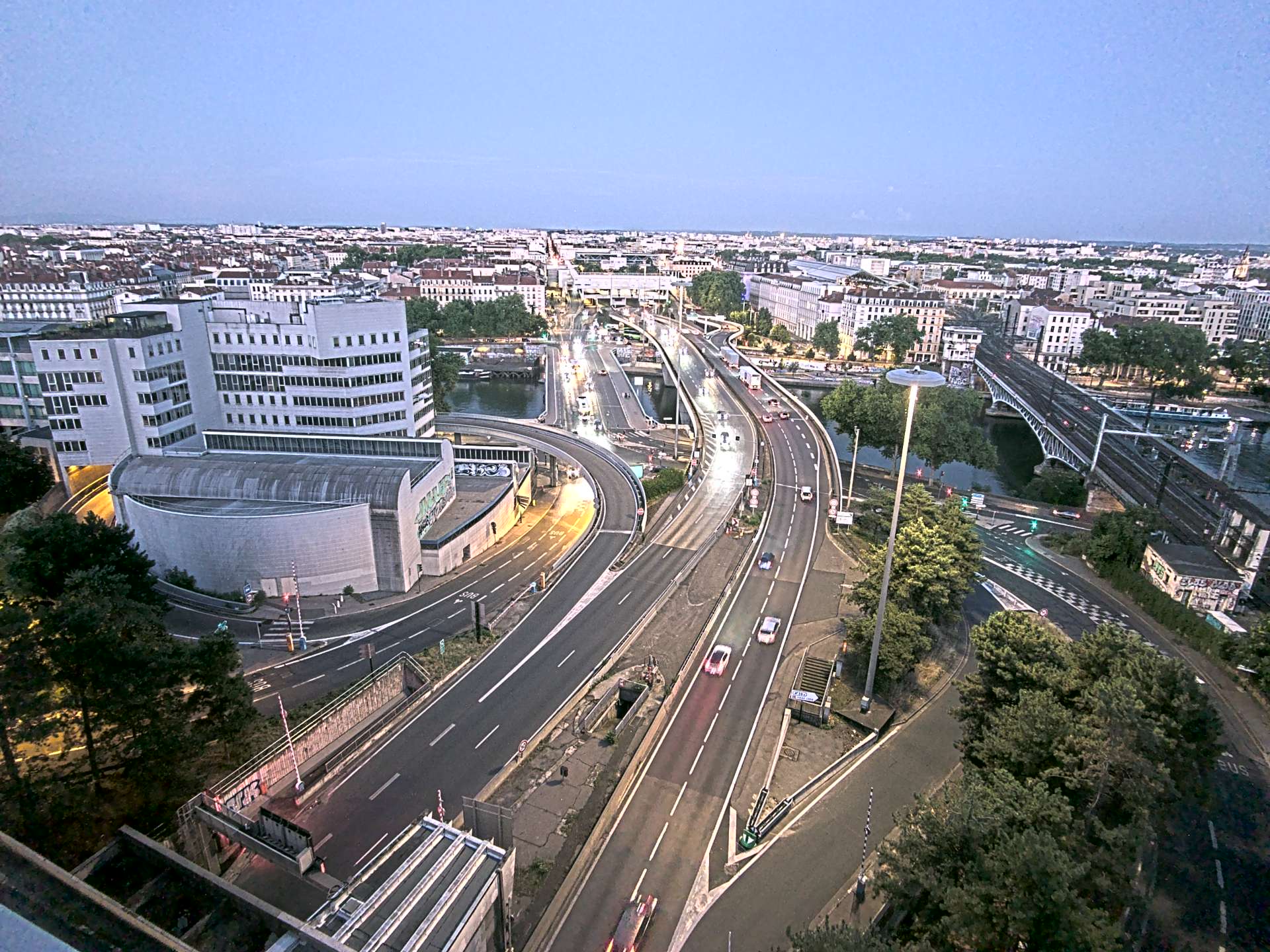 Caméra autoroute à Lyon Perrache à l'entrée Sud du Tunnel sous Fourvière, en direction de Marseille