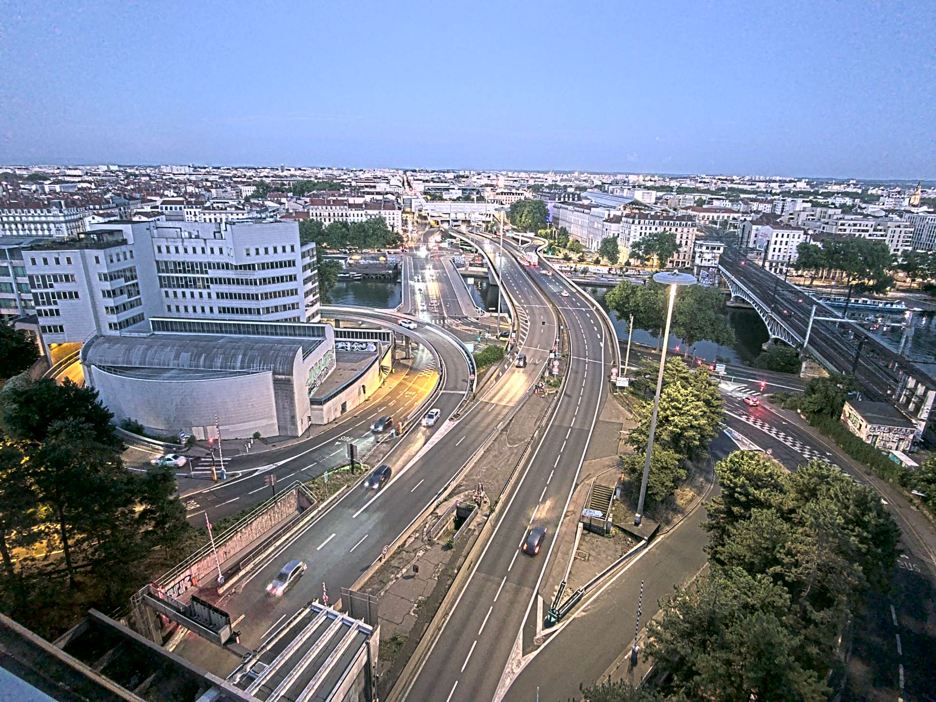 Caméra autoroute à Lyon Perrache à l'entrée Sud du Tunnel sous Fourvière, en direction de Marseille
