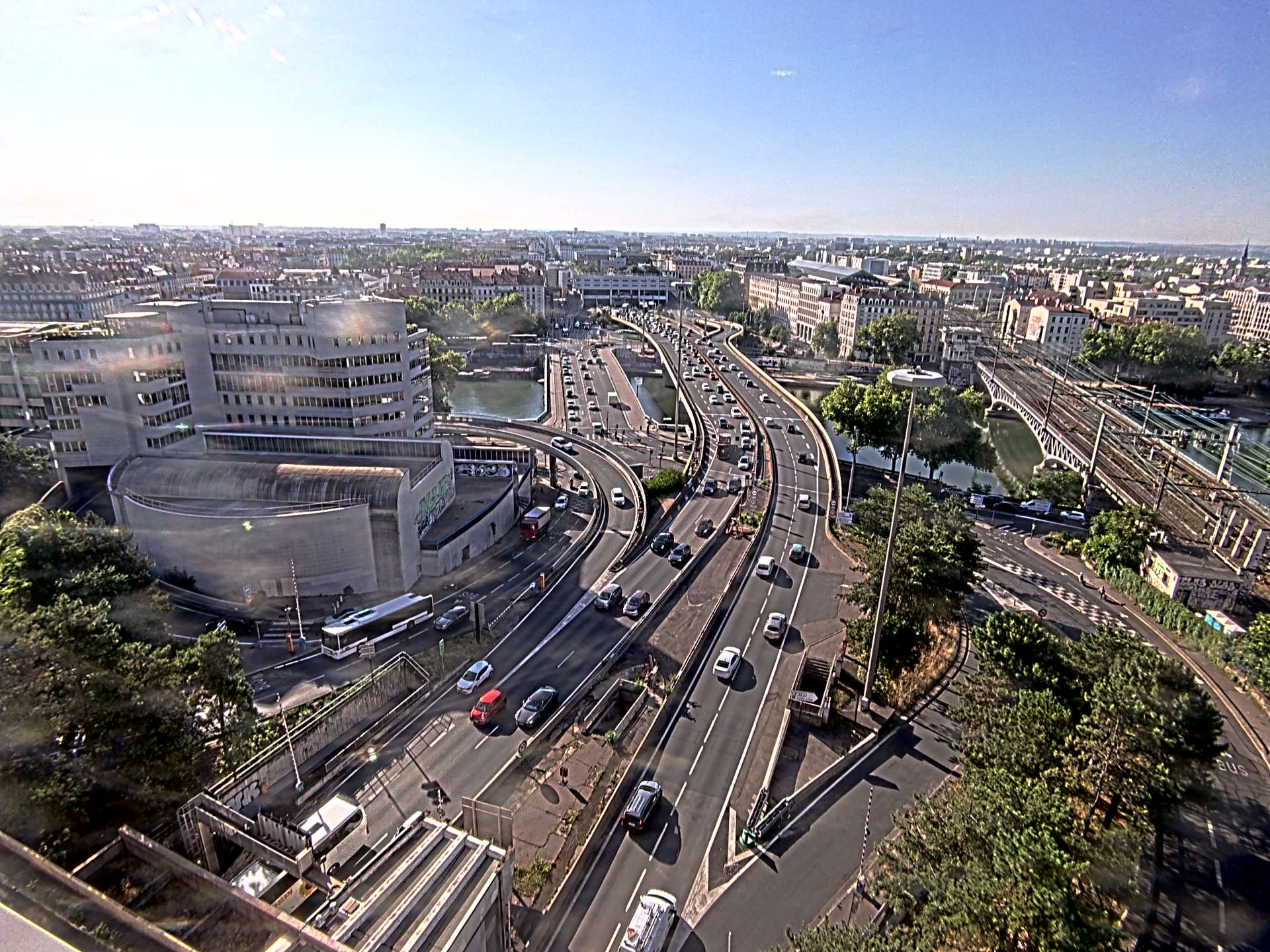 Caméra autoroute à Lyon Perrache à l'entrée Sud du Tunnel sous Fourvière, en direction de Marseille