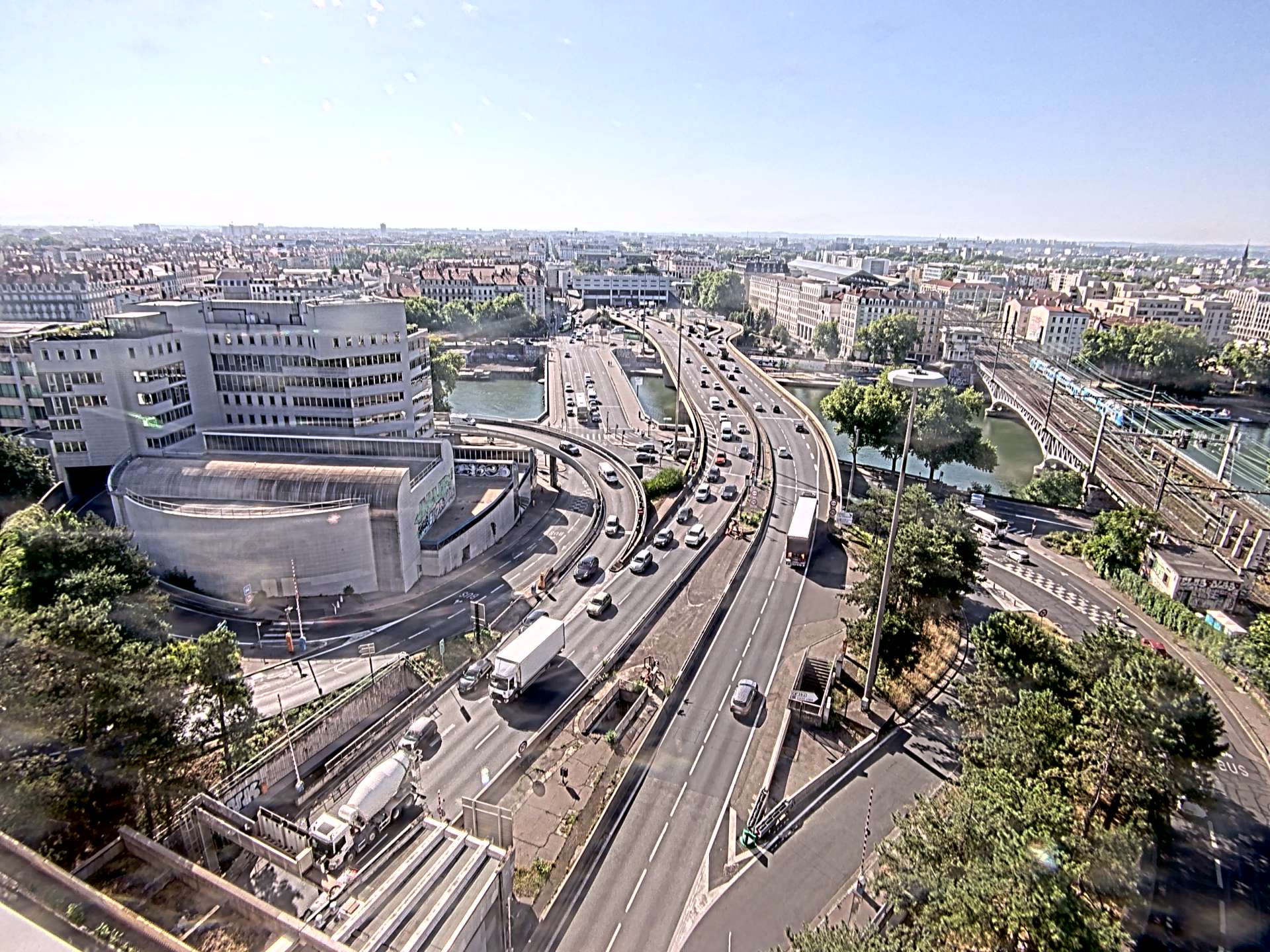 Caméra autoroute à Lyon Perrache à l'entrée Sud du Tunnel sous Fourvière, en direction de Marseille