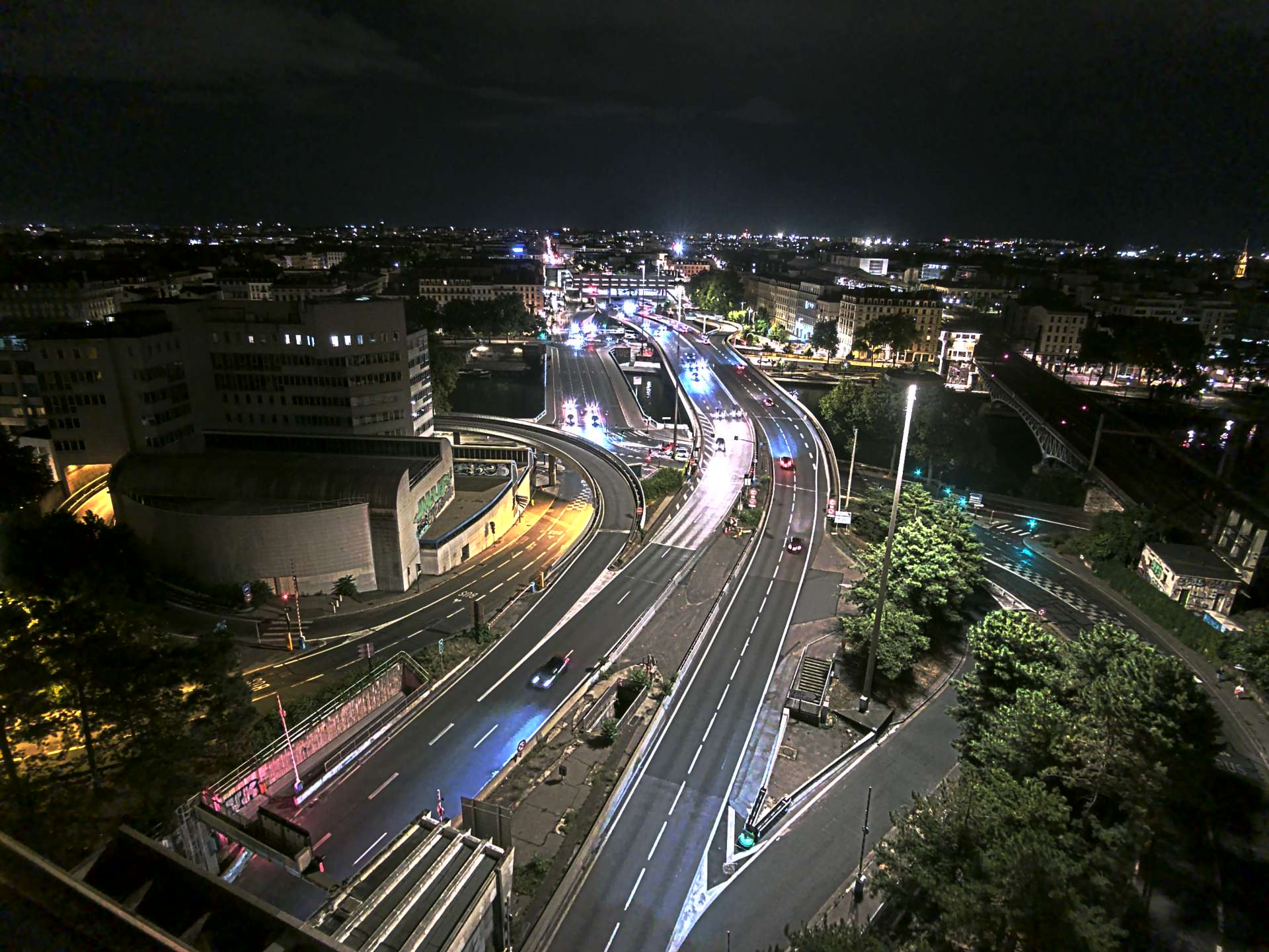 Caméra autoroute à Lyon Perrache à l'entrée Sud du Tunnel sous Fourvière, en direction de Marseille