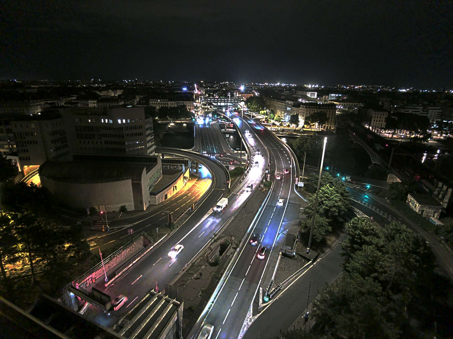 Caméra autoroute à Lyon Perrache à l'entrée Sud du Tunnel sous Fourvière, en direction de Marseille