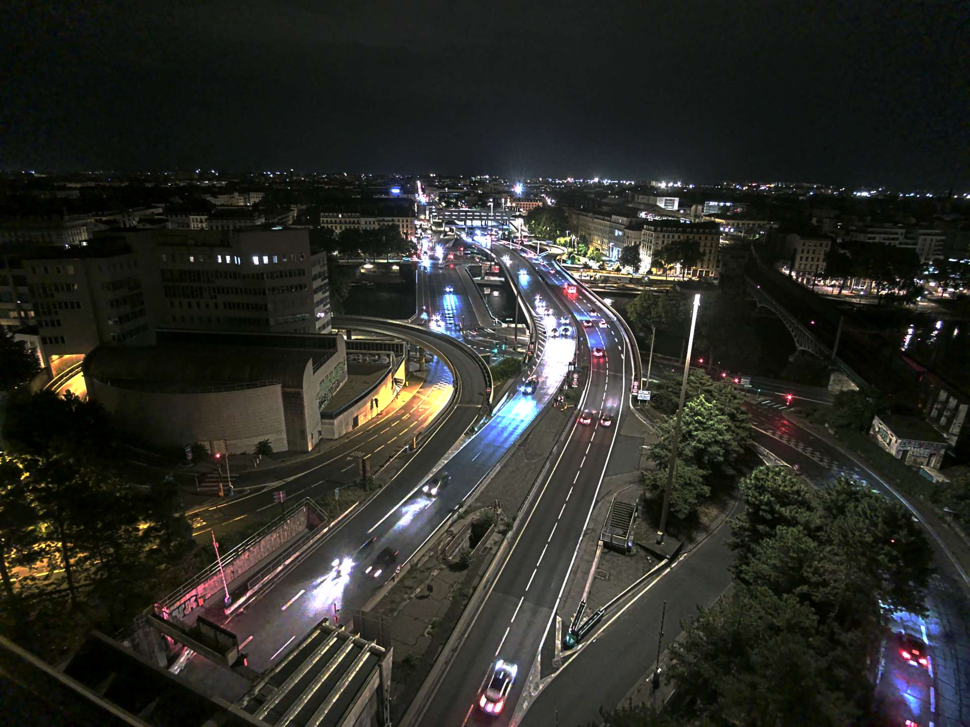 Caméra autoroute à Lyon Perrache à l'entrée Sud du Tunnel sous Fourvière, en direction de Marseille