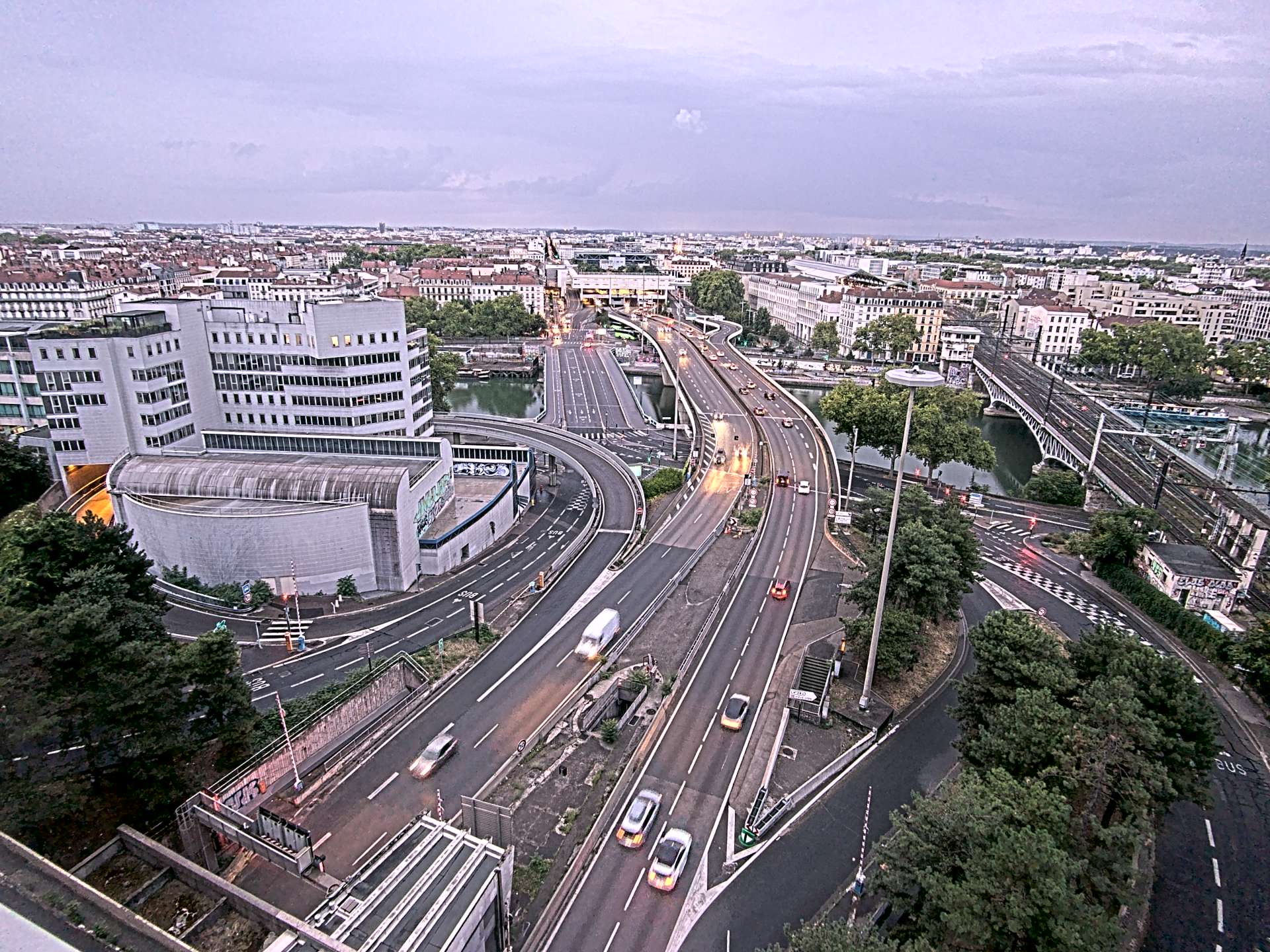 Caméra autoroute à Lyon Perrache à l'entrée Sud du Tunnel sous Fourvière, en direction de Marseille