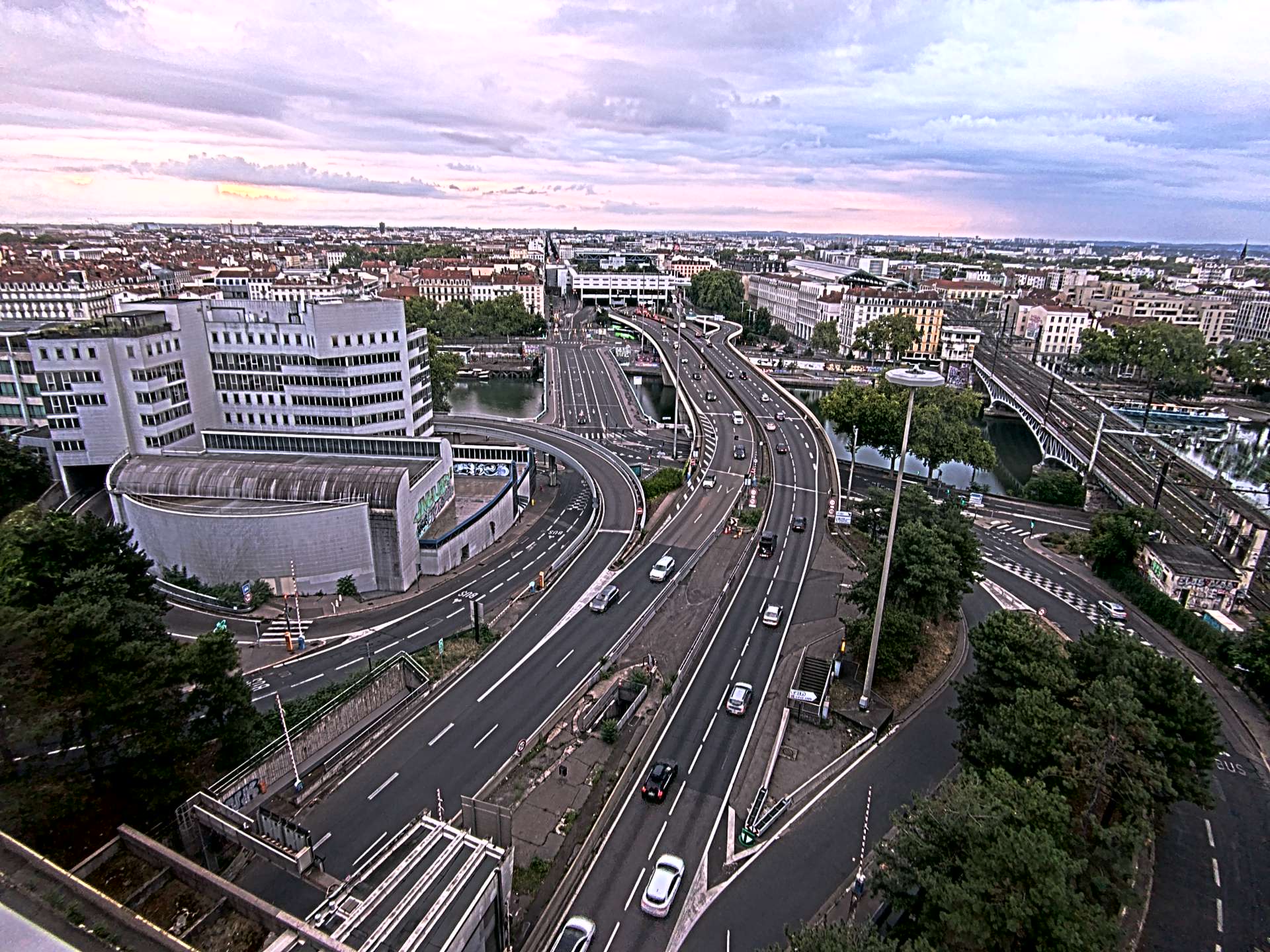 Caméra autoroute à Lyon Perrache à l'entrée Sud du Tunnel sous Fourvière, en direction de Marseille