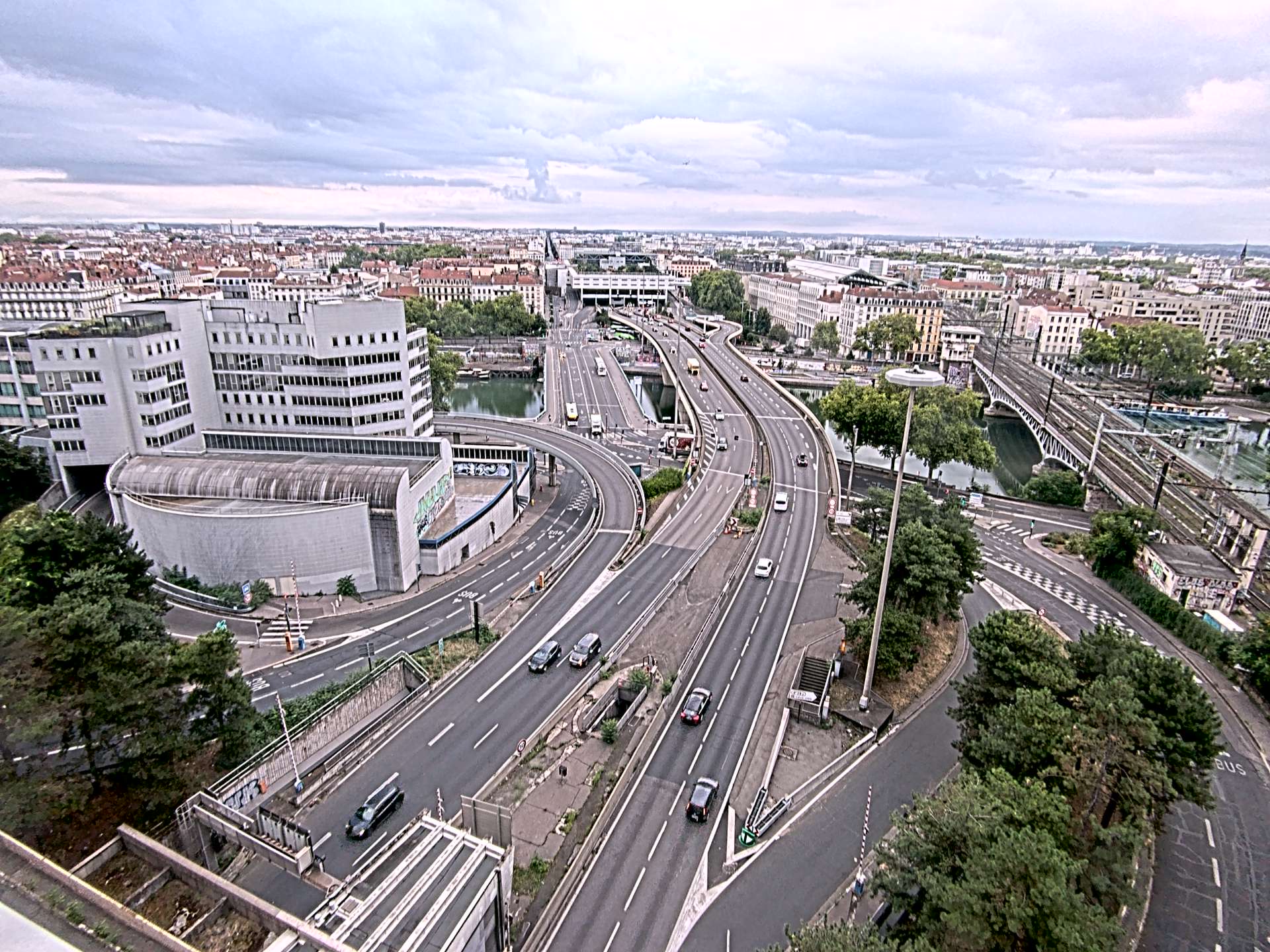 Caméra autoroute à Lyon Perrache à l'entrée Sud du Tunnel sous Fourvière, en direction de Marseille