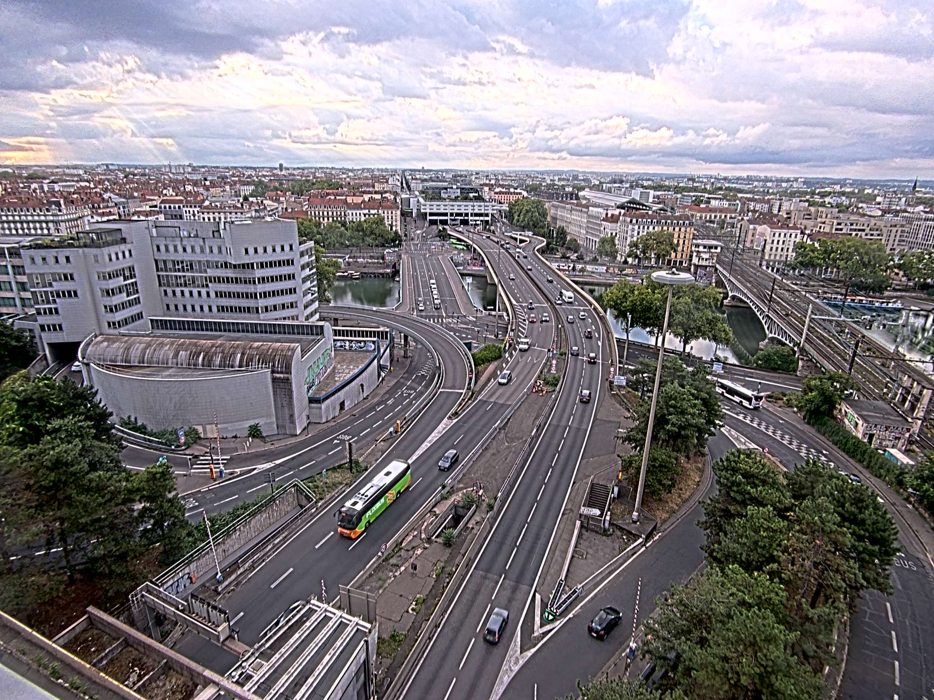 Caméra autoroute à Lyon Perrache à l'entrée Sud du Tunnel sous Fourvière, en direction de Marseille