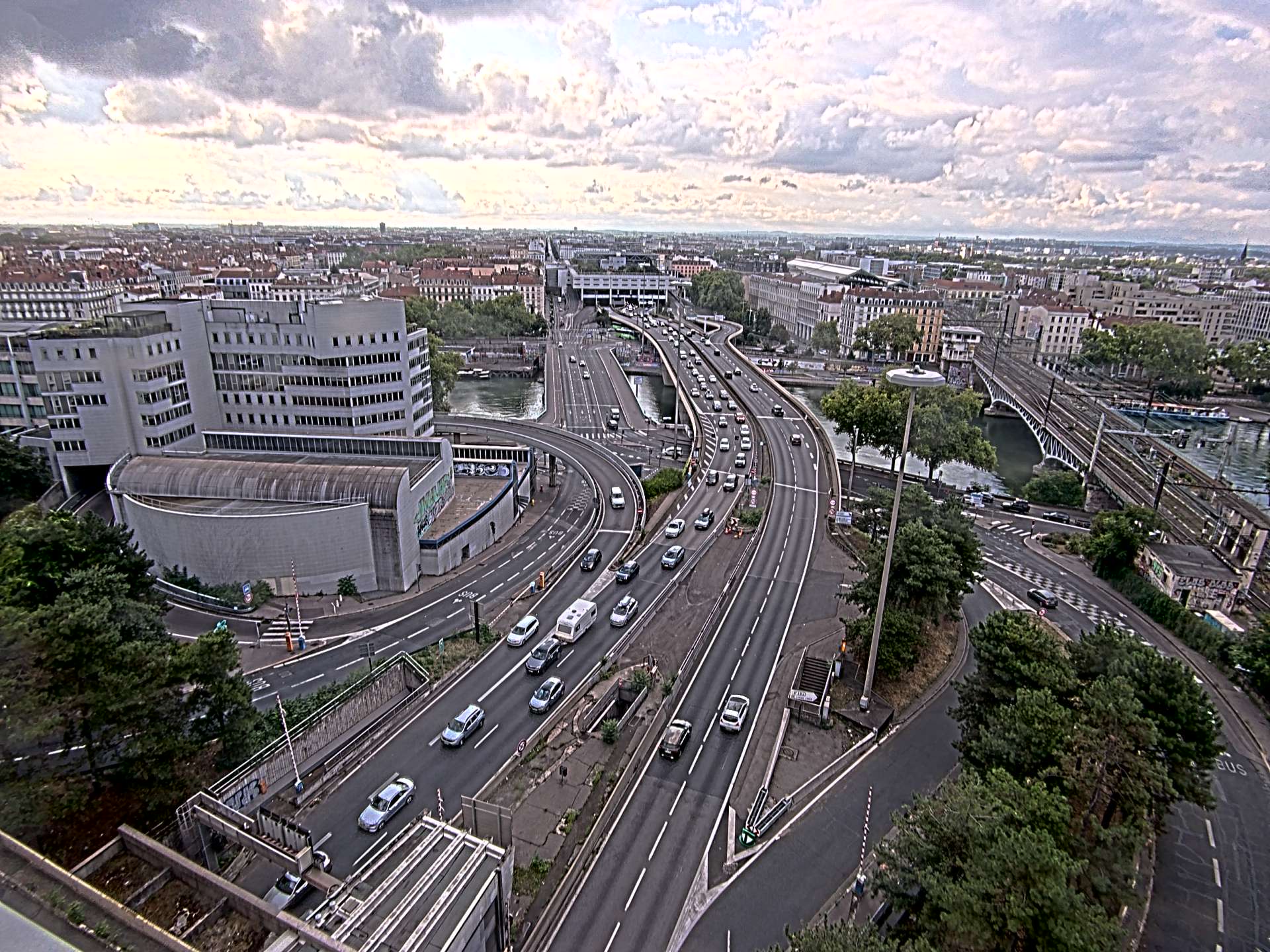 Caméra autoroute à Lyon Perrache à l'entrée Sud du Tunnel sous Fourvière, en direction de Marseille