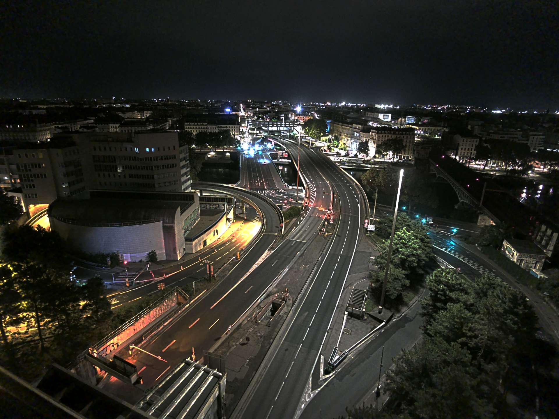 Caméra autoroute à Lyon Perrache à l'entrée Sud du Tunnel sous Fourvière, en direction de Marseille