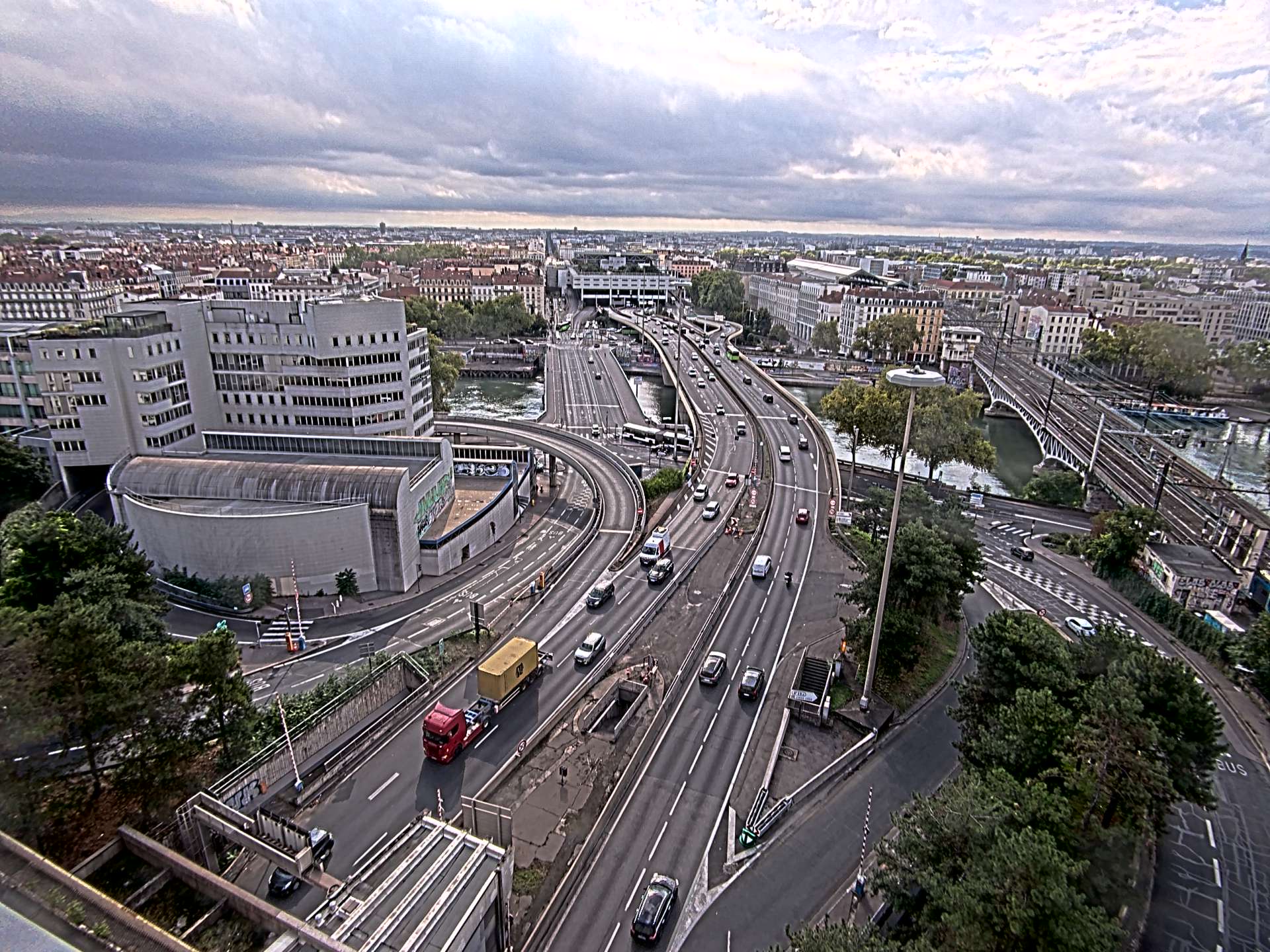 Caméra autoroute à Lyon Perrache à l'entrée Sud du Tunnel sous Fourvière, en direction de Marseille