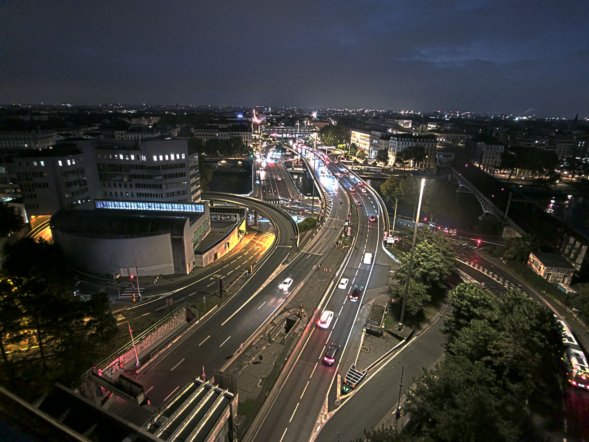 Caméra autoroute à Lyon Perrache à l'entrée Sud du Tunnel sous Fourvière, en direction de Marseille
