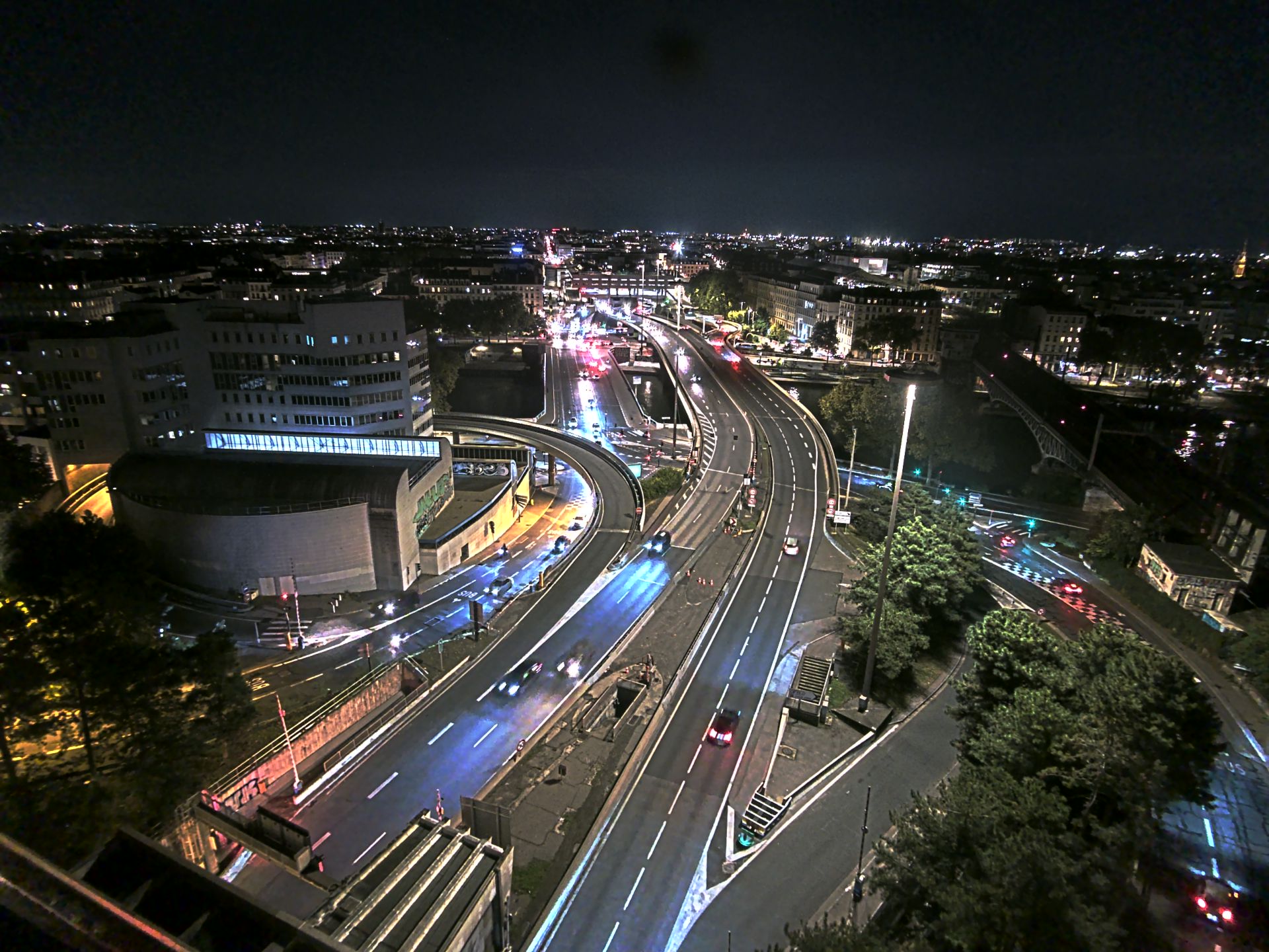 Caméra autoroute à Lyon Perrache à l'entrée Sud du Tunnel sous Fourvière, en direction de Marseille