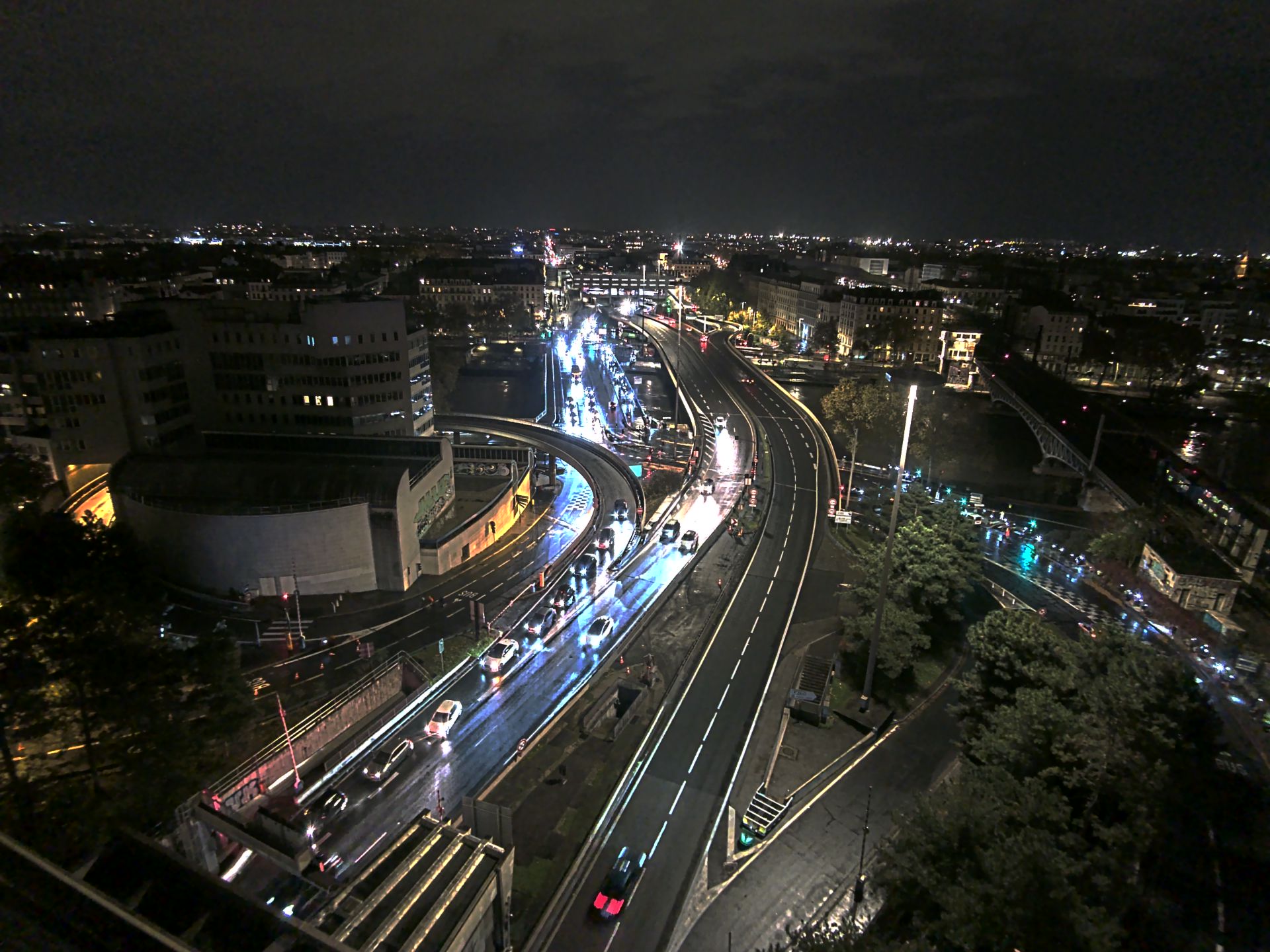 Caméra autoroute à Lyon Perrache à l'entrée Sud du Tunnel sous Fourvière, en direction de Marseille