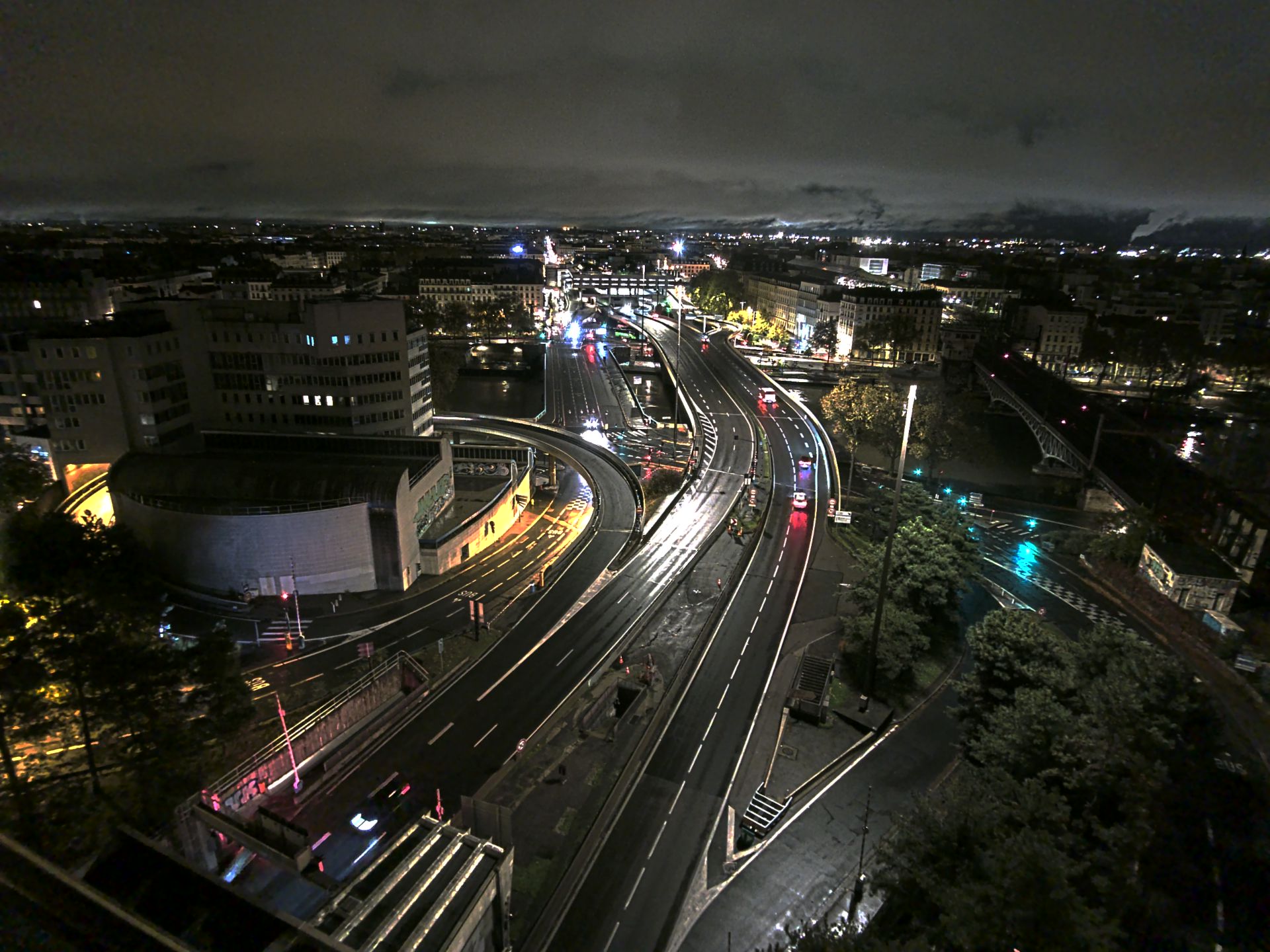 Caméra autoroute à Lyon Perrache à l'entrée Sud du Tunnel sous Fourvière, en direction de Marseille