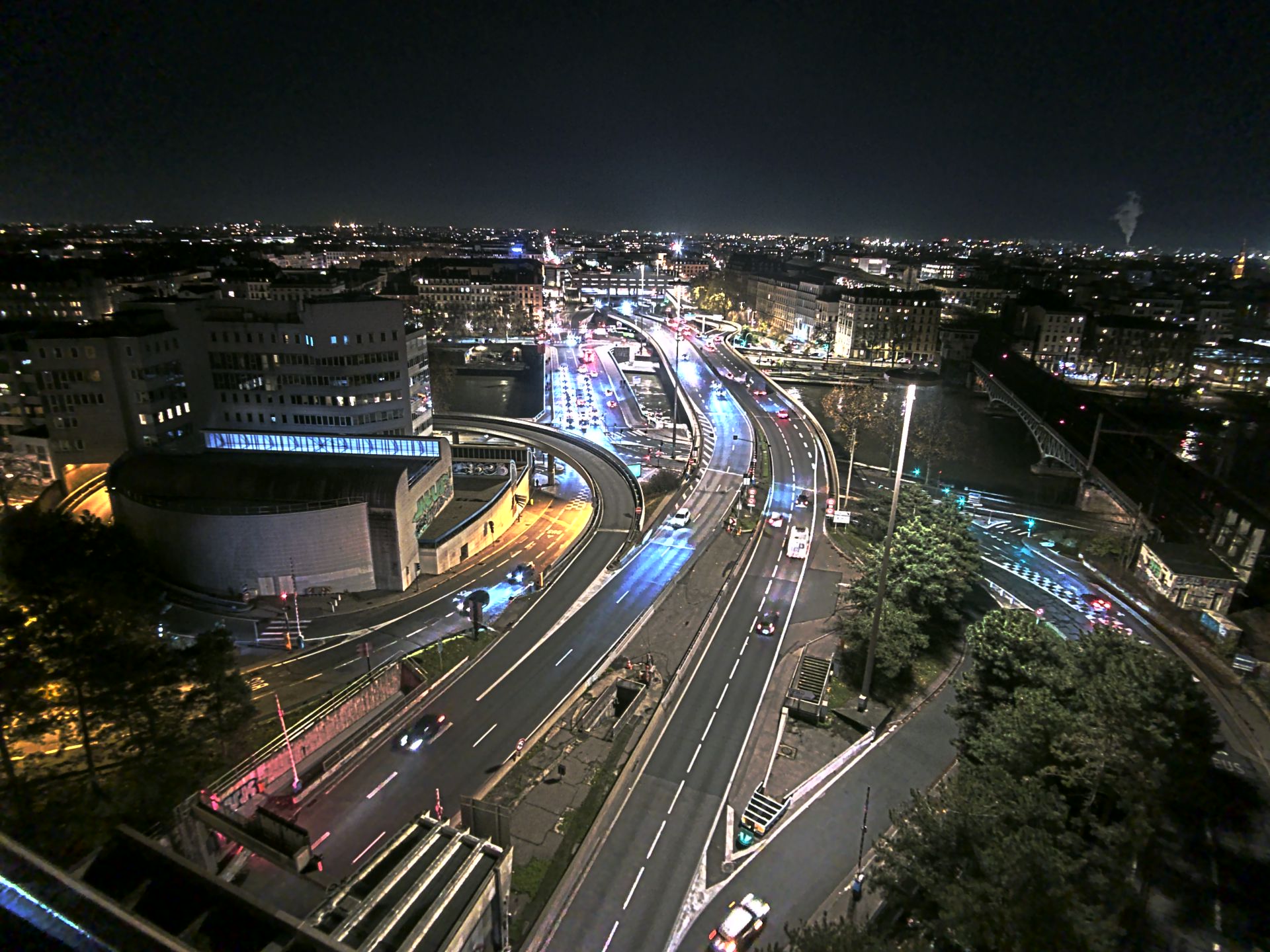 Caméra autoroute à Lyon Perrache à l'entrée Sud du Tunnel sous Fourvière, en direction de Marseille