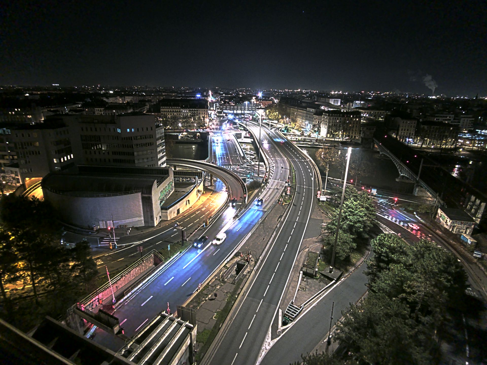 Caméra autoroute à Lyon Perrache à l'entrée Sud du Tunnel sous Fourvière, en direction de Marseille