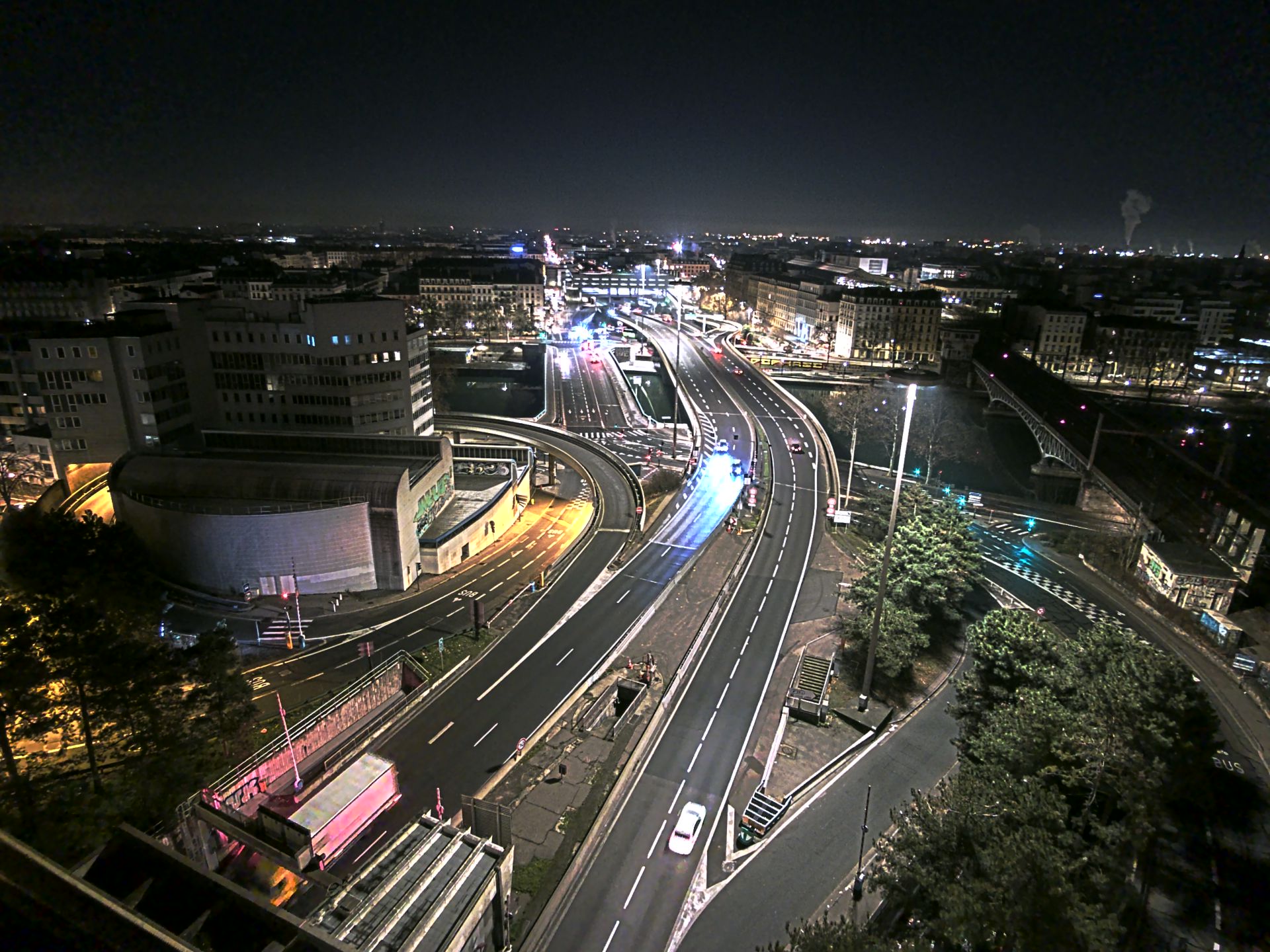 Caméra autoroute à Lyon Perrache à l'entrée Sud du Tunnel sous Fourvière, en direction de Marseille