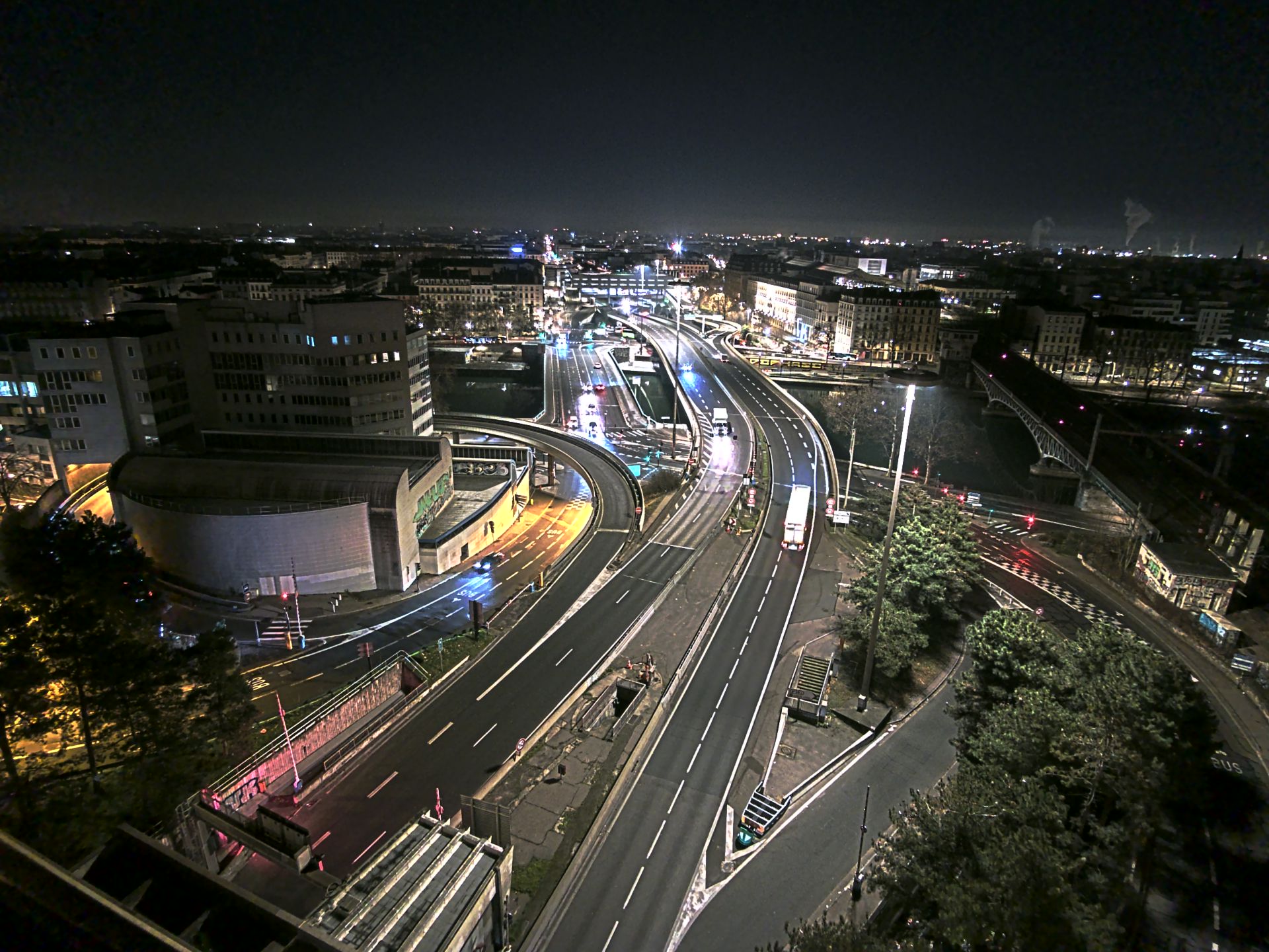 Caméra autoroute à Lyon Perrache à l'entrée Sud du Tunnel sous Fourvière, en direction de Marseille