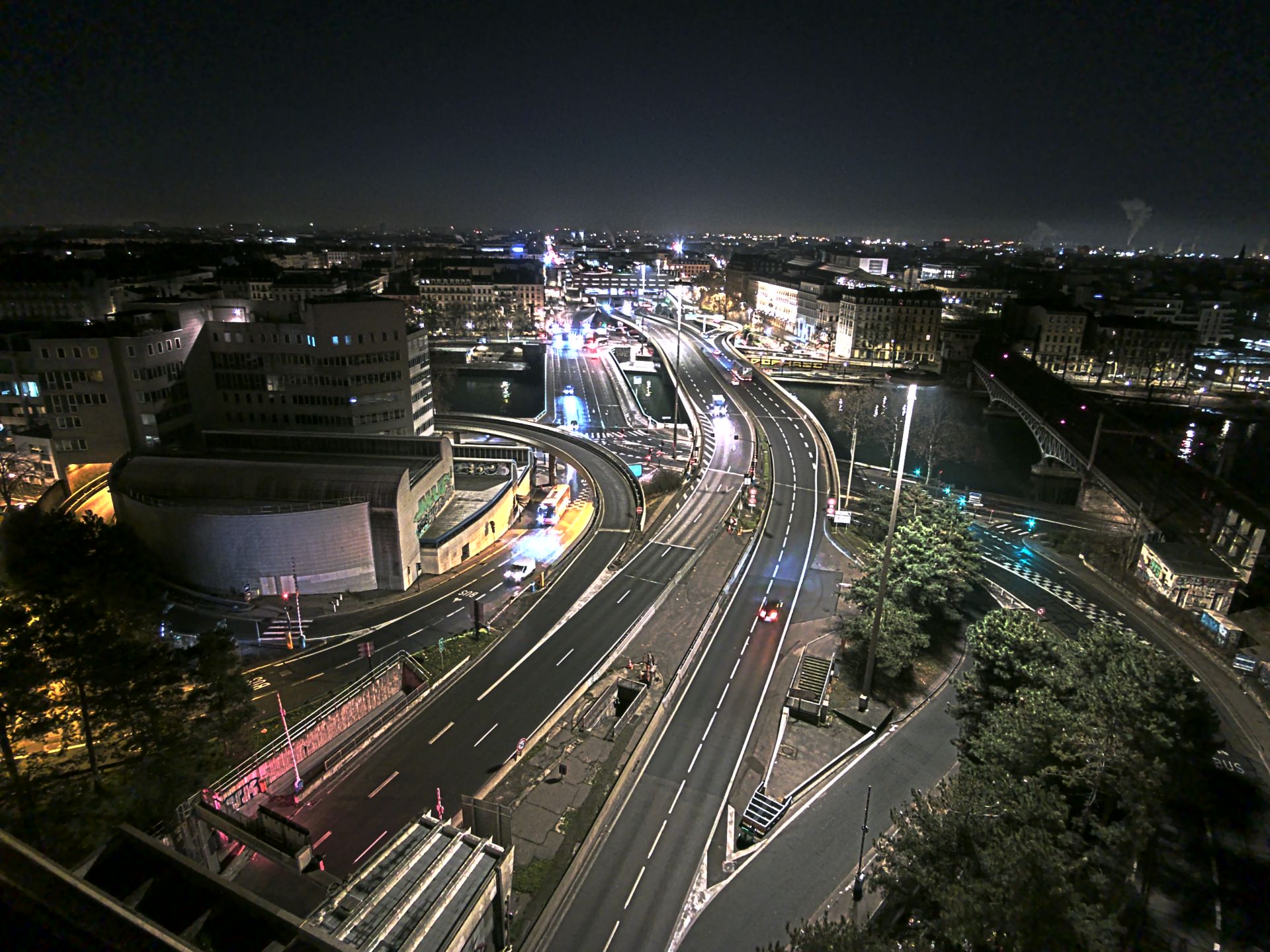 Caméra autoroute à Lyon Perrache à l'entrée Sud du Tunnel sous Fourvière, en direction de Marseille