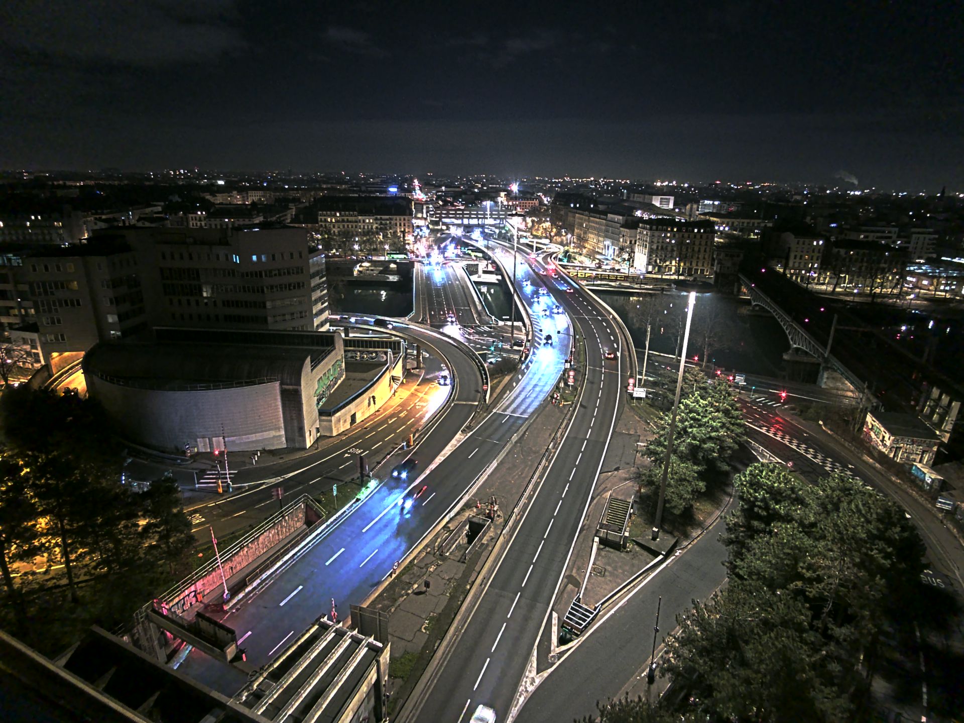 Caméra autoroute à Lyon Perrache à l'entrée Sud du Tunnel sous Fourvière, en direction de Marseille