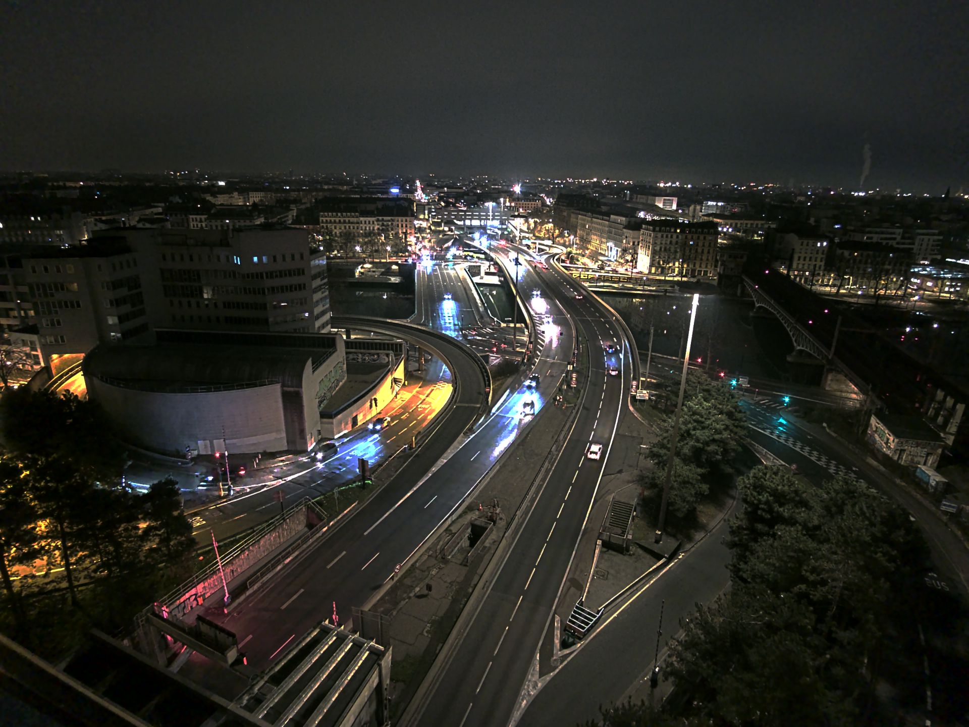 Caméra autoroute à Lyon Perrache à l'entrée Sud du Tunnel sous Fourvière, en direction de Marseille