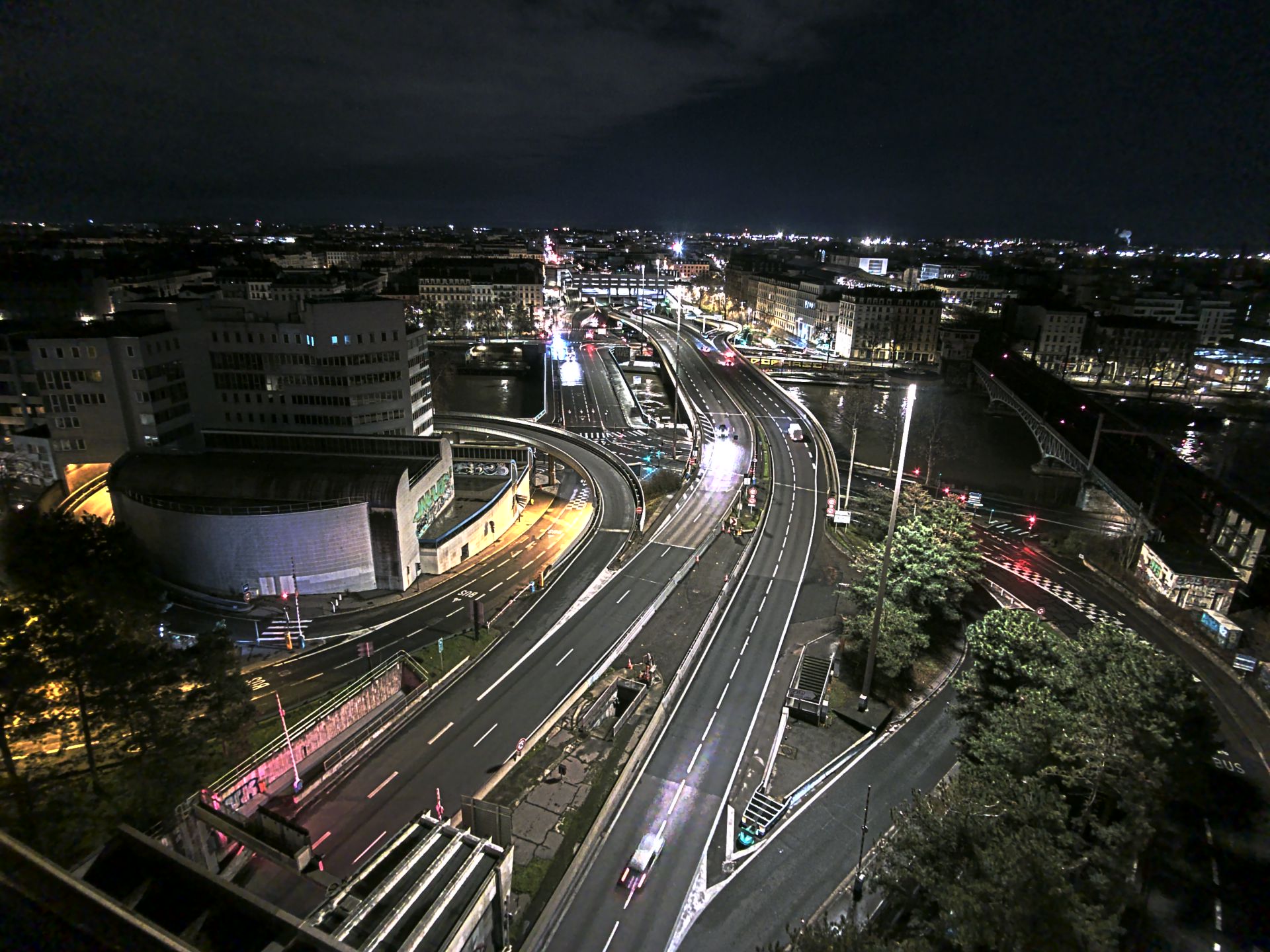Caméra autoroute à Lyon Perrache à l'entrée Sud du Tunnel sous Fourvière, en direction de Marseille