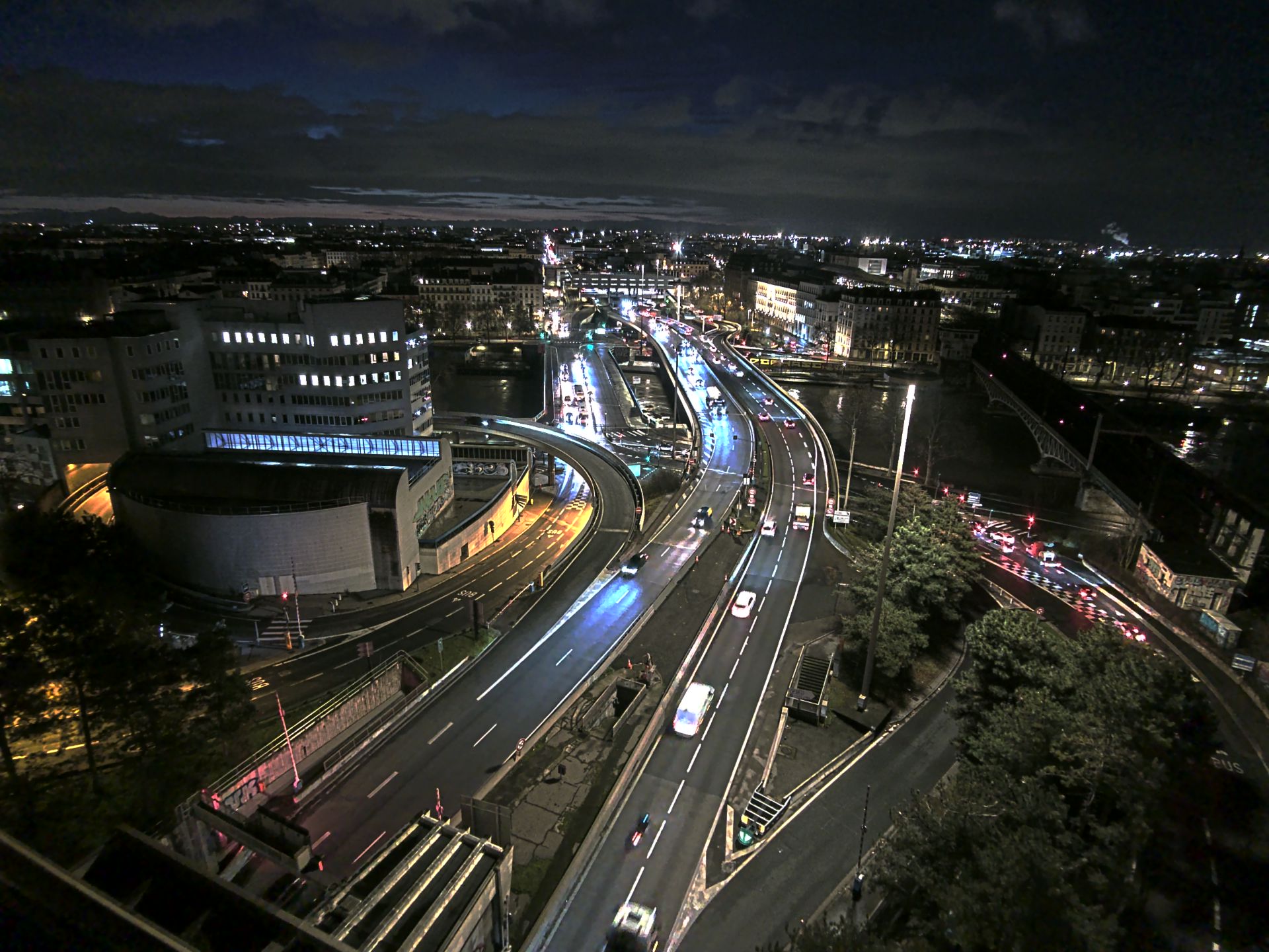Caméra autoroute à Lyon Perrache à l'entrée Sud du Tunnel sous Fourvière, en direction de Marseille