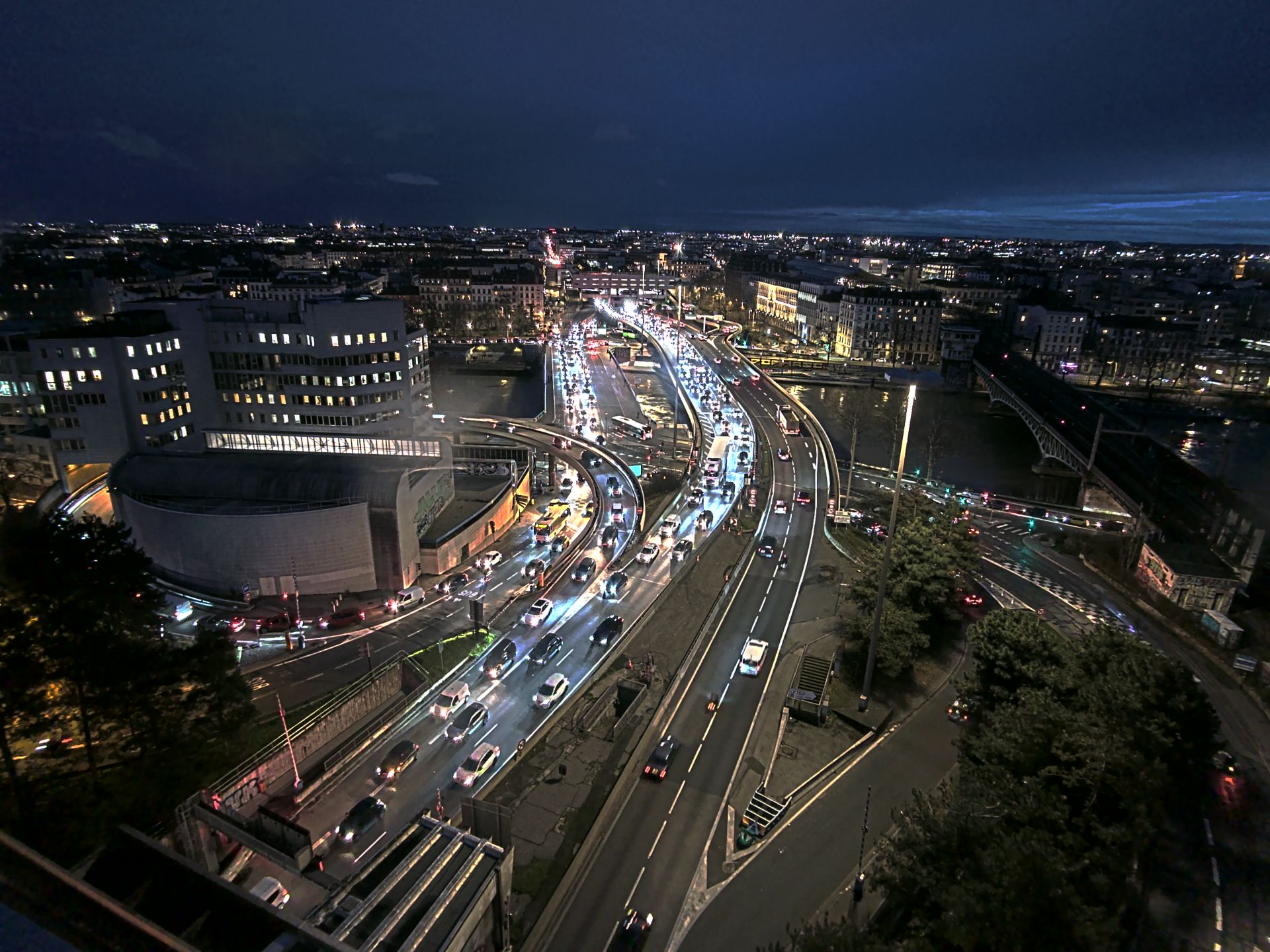 Caméra autoroute à Lyon Perrache à l'entrée Sud du Tunnel sous Fourvière, en direction de Marseille
