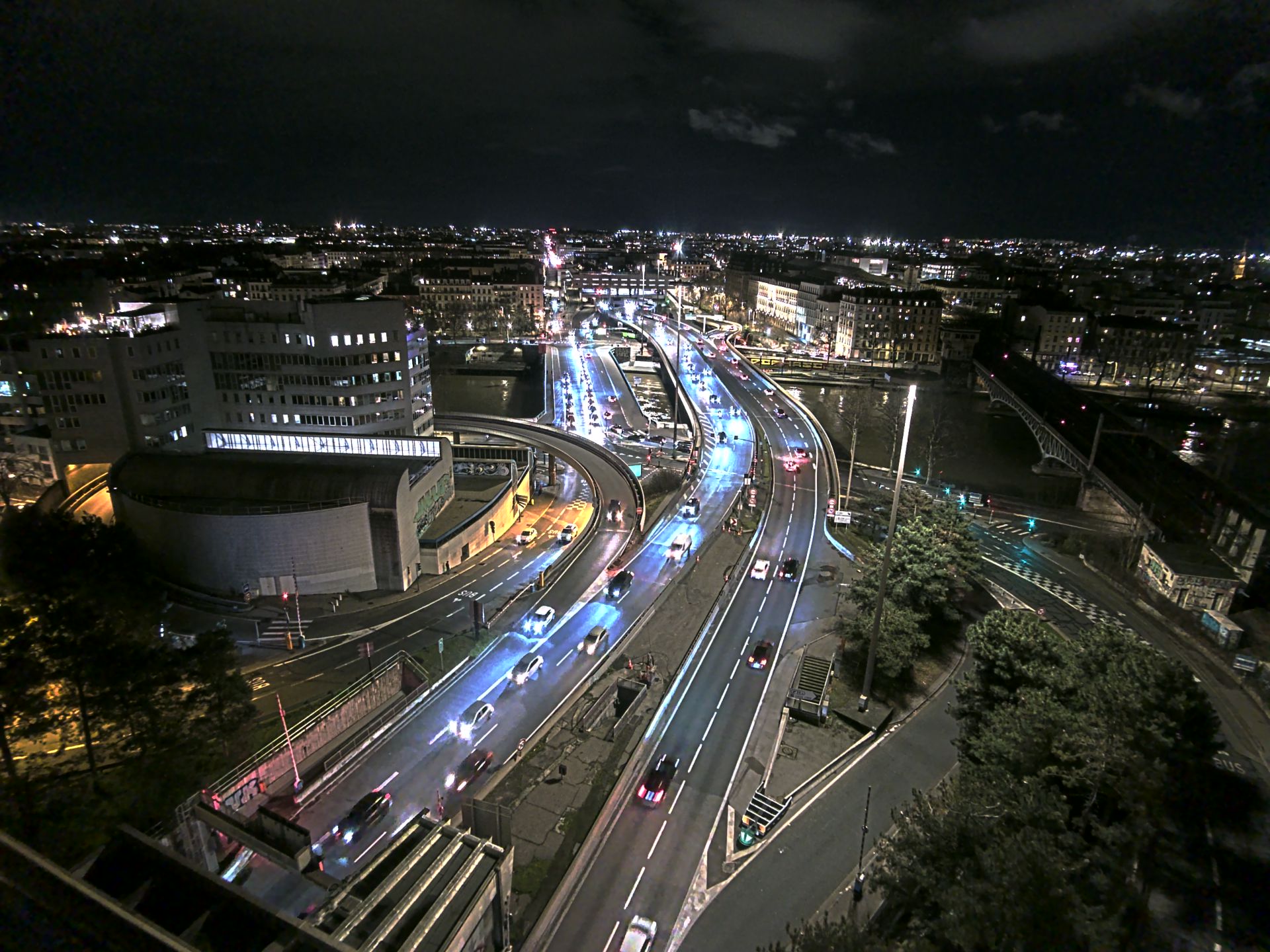 Caméra autoroute à Lyon Perrache à l'entrée Sud du Tunnel sous Fourvière, en direction de Marseille
