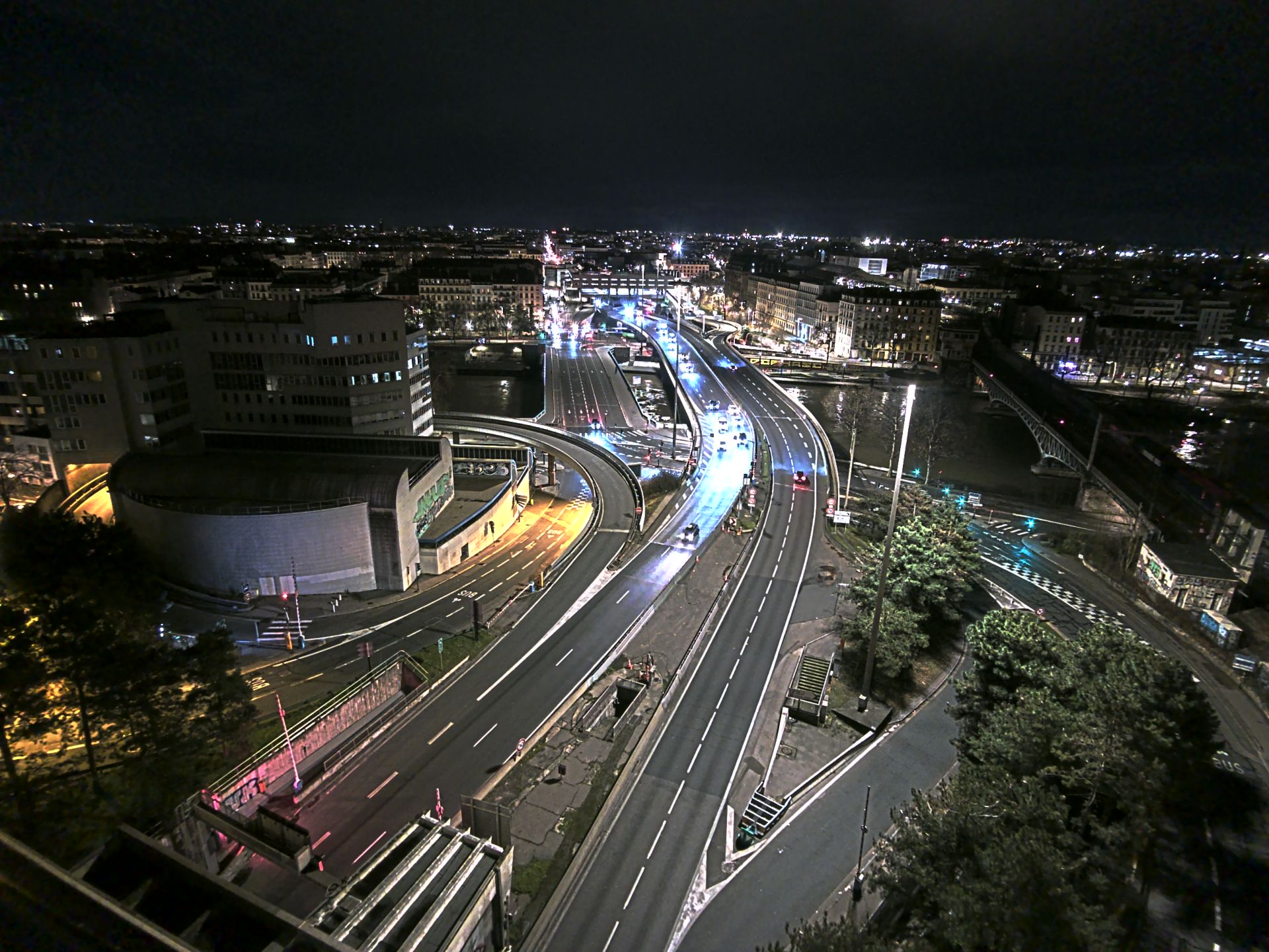 Caméra autoroute à Lyon Perrache à l'entrée Sud du Tunnel sous Fourvière, en direction de Marseille