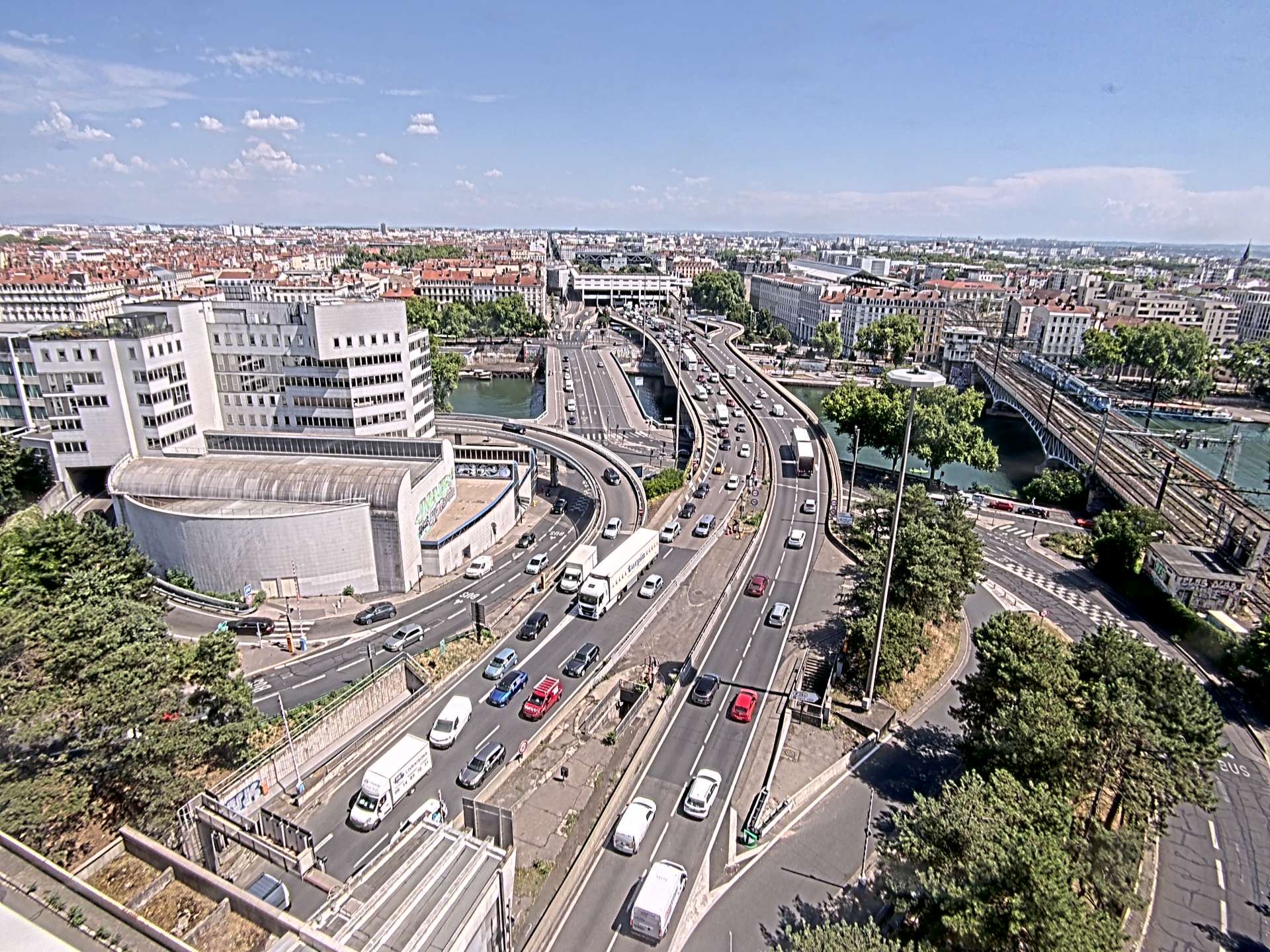 Caméra autoroute à Lyon Perrache à l'entrée Sud du Tunnel sous Fourvière, en direction de Marseille