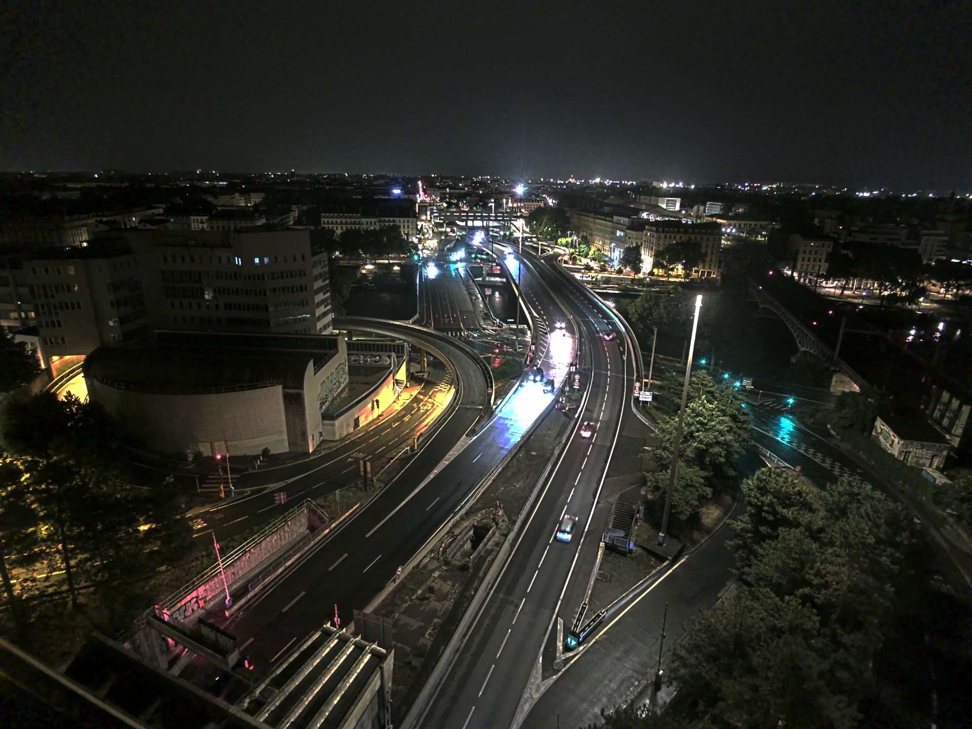 Caméra autoroute à Lyon Perrache à l'entrée Sud du Tunnel sous Fourvière, en direction de Marseille