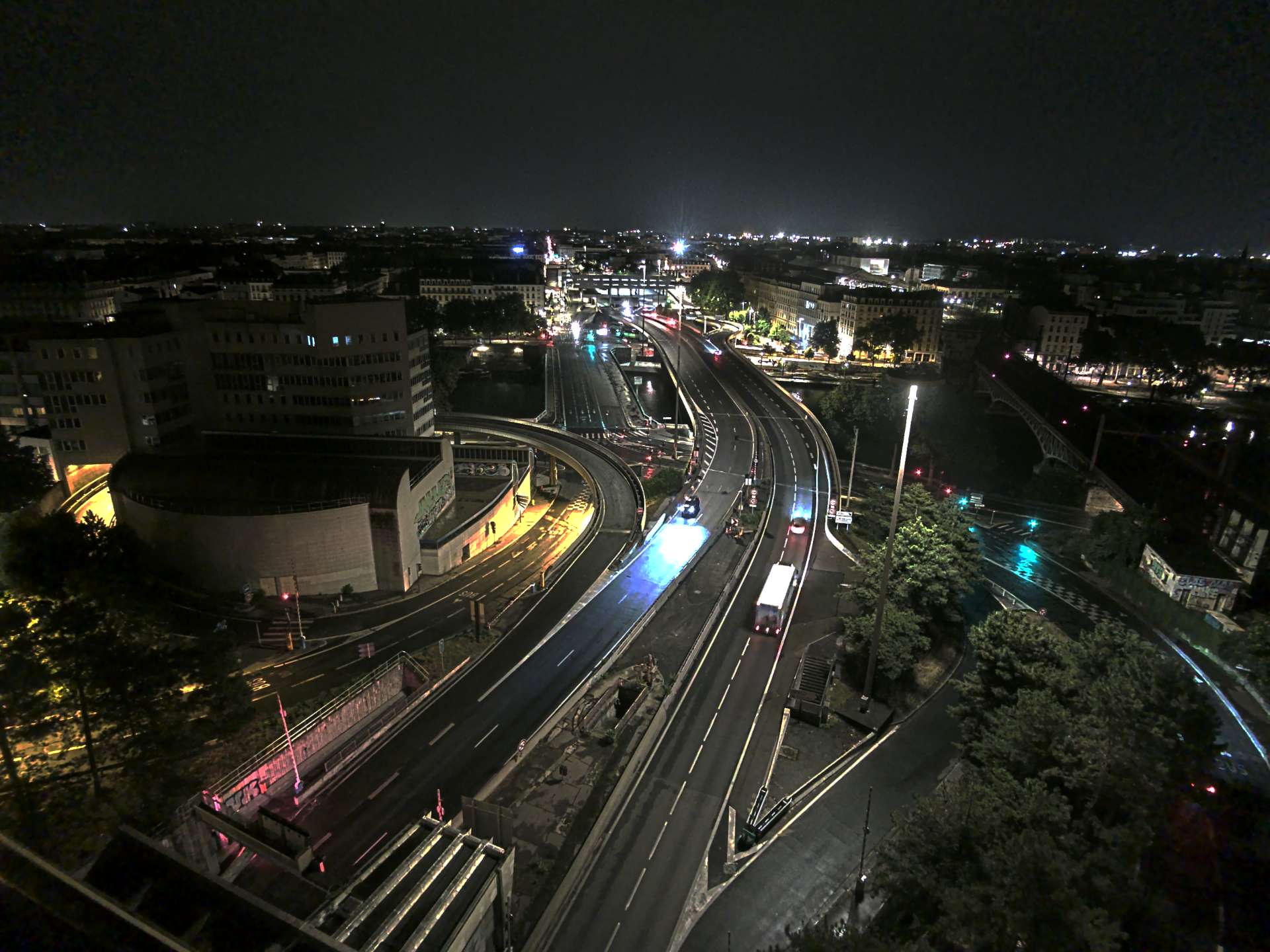 Caméra autoroute à Lyon Perrache à l'entrée Sud du Tunnel sous Fourvière, en direction de Marseille