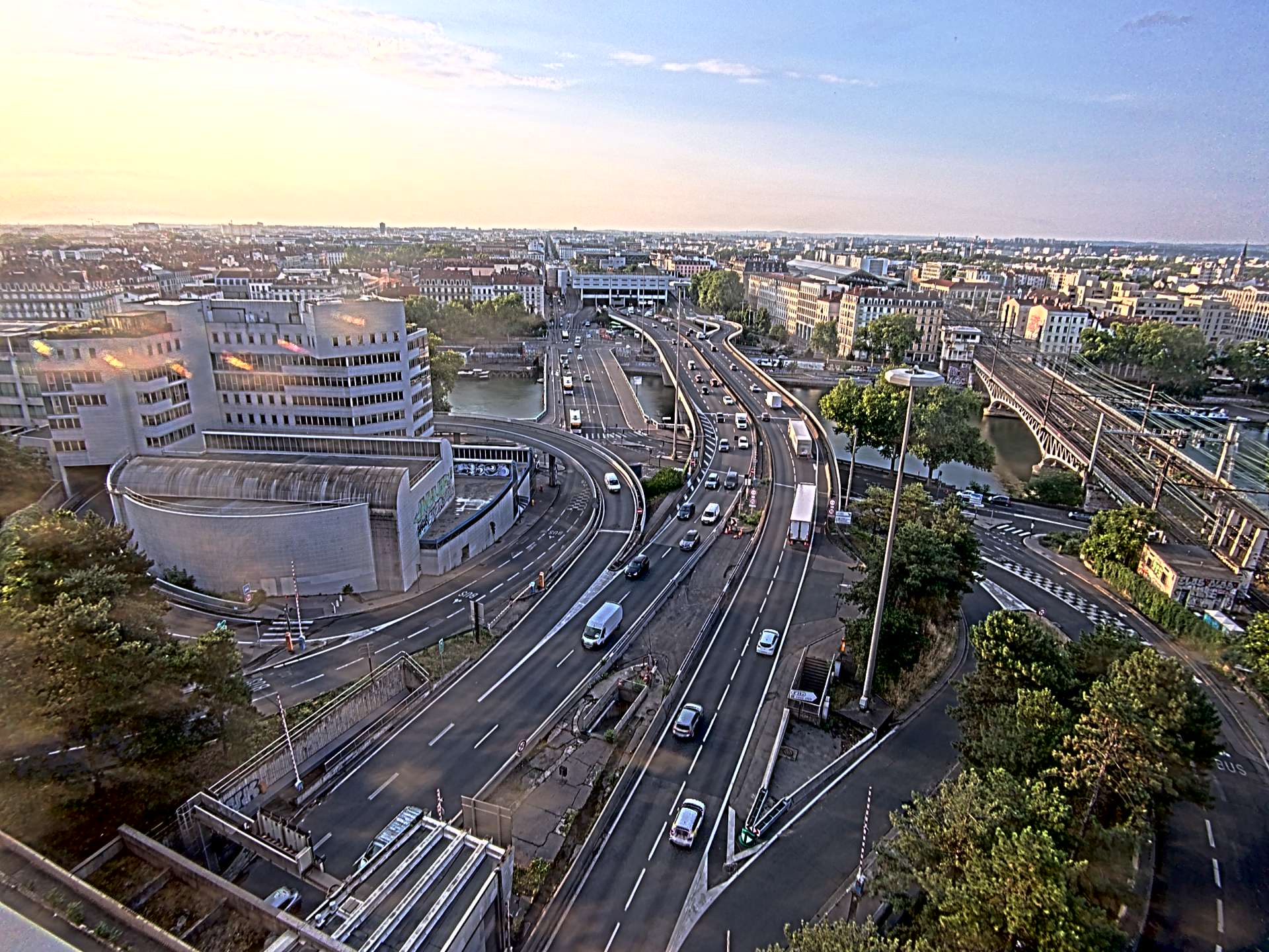 Caméra autoroute à Lyon Perrache à l'entrée Sud du Tunnel sous Fourvière, en direction de Marseille