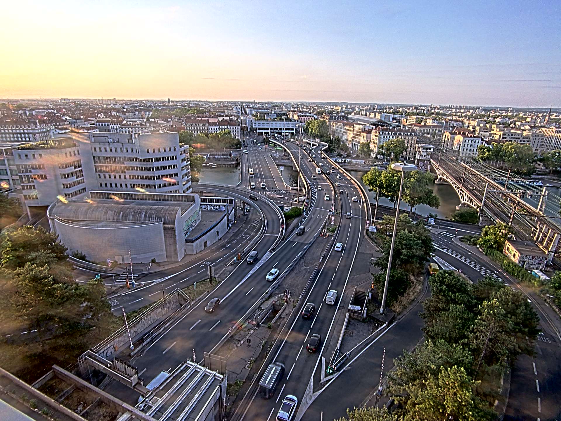 Caméra autoroute à Lyon Perrache à l'entrée Sud du Tunnel sous Fourvière, en direction de Marseille