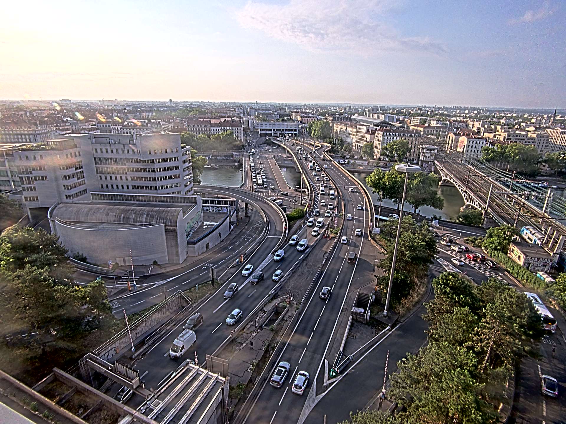 Caméra autoroute à Lyon Perrache à l'entrée Sud du Tunnel sous Fourvière, en direction de Marseille