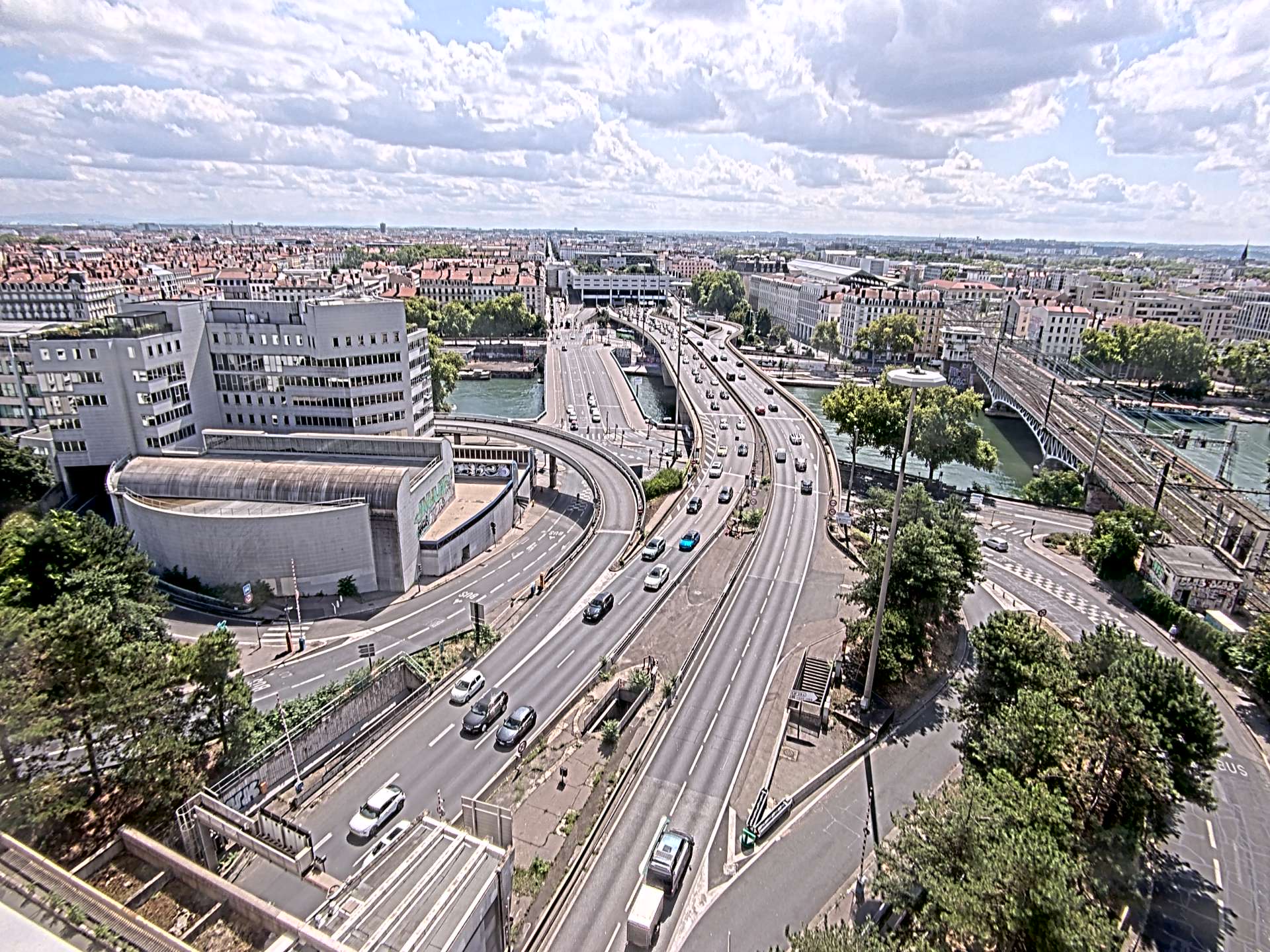 Caméra autoroute à Lyon Perrache à l'entrée Sud du Tunnel sous Fourvière, en direction de Marseille